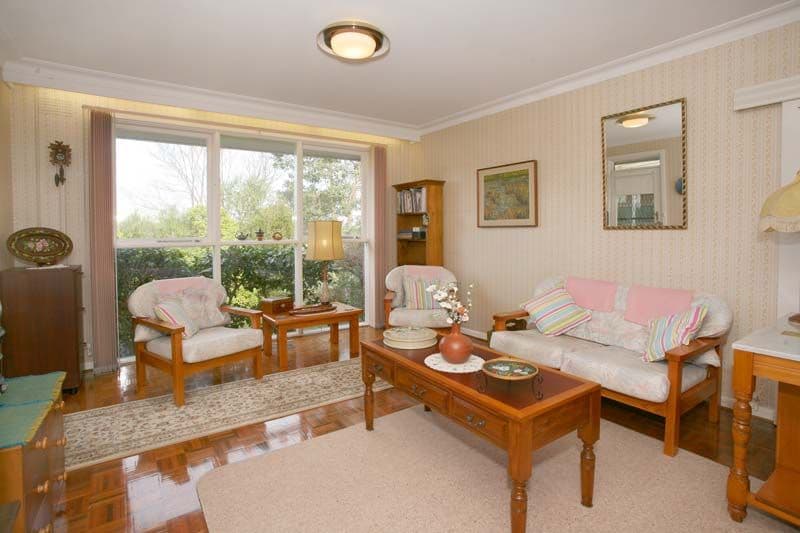 30 Hillside Road, MOUNT WAVERLEY VIC 3149, Mount Waverley - Thumbnail 3