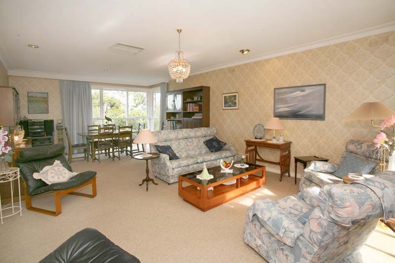 30 Hillside Road, MOUNT WAVERLEY VIC 3149, Mount Waverley - Thumbnail 4