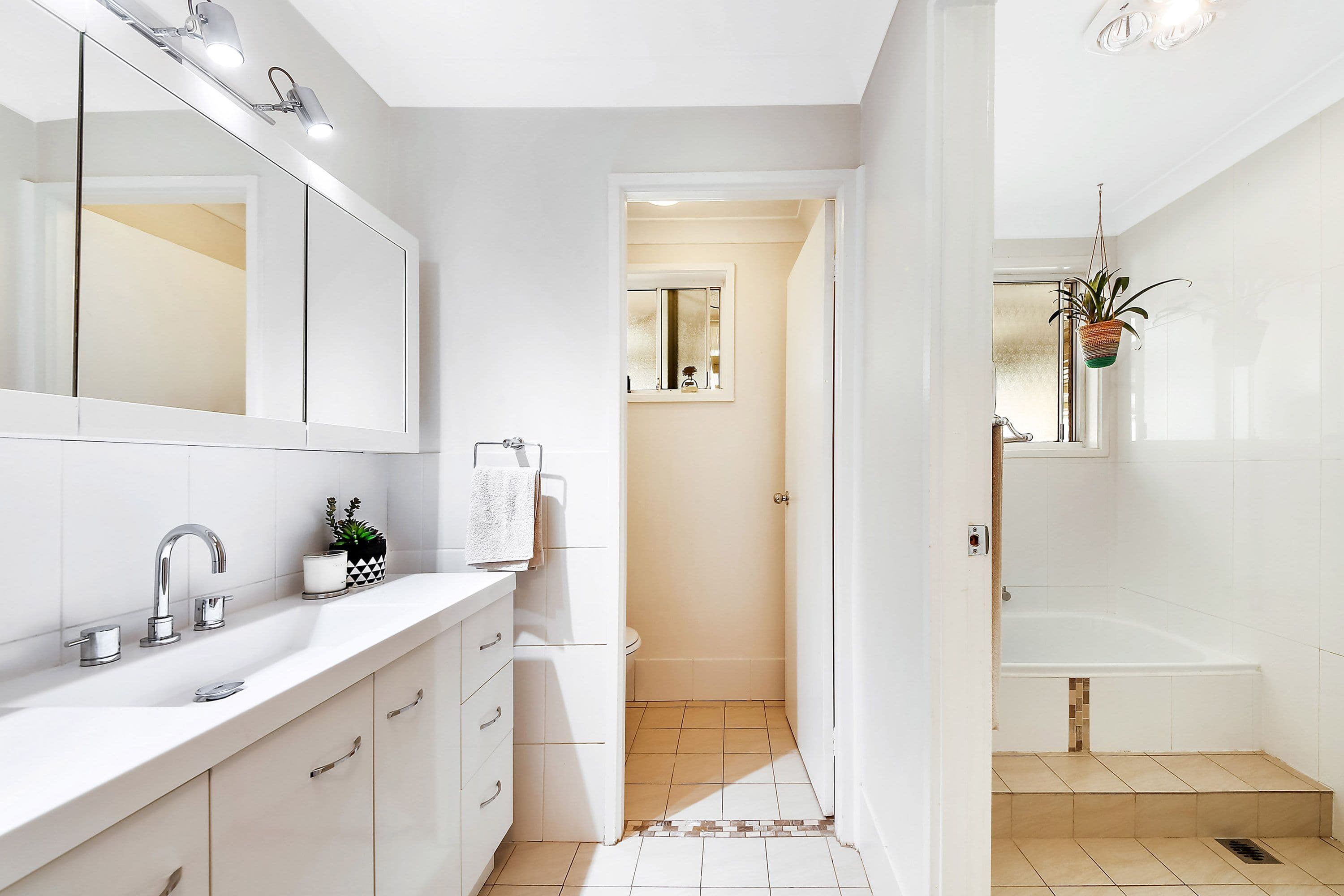 16 Ganmain Crescent, Milperra - Thumbnail 6