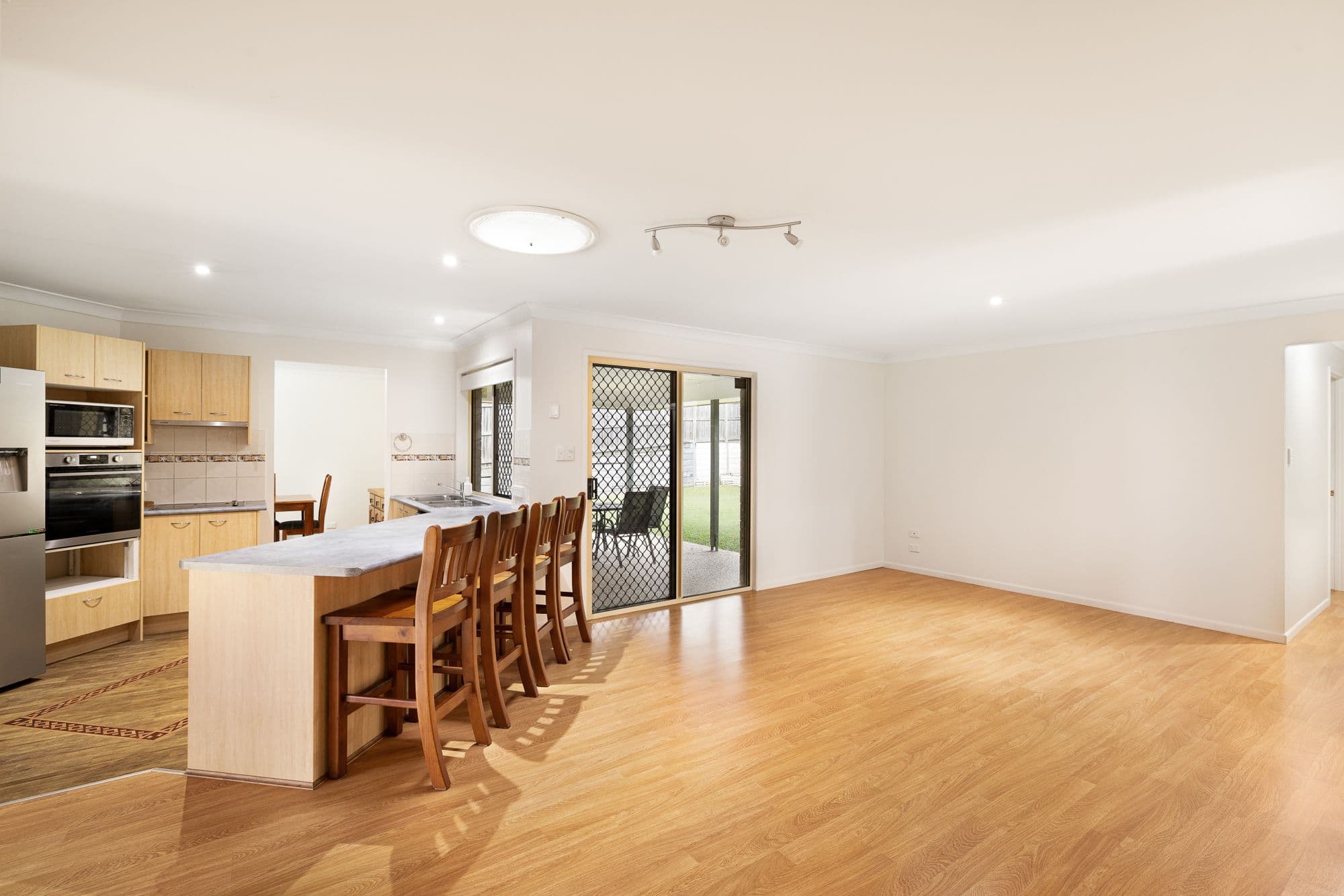 7 Ardennes Close, Mansfield QLD 4122, Mansfield - Thumbnail 4
