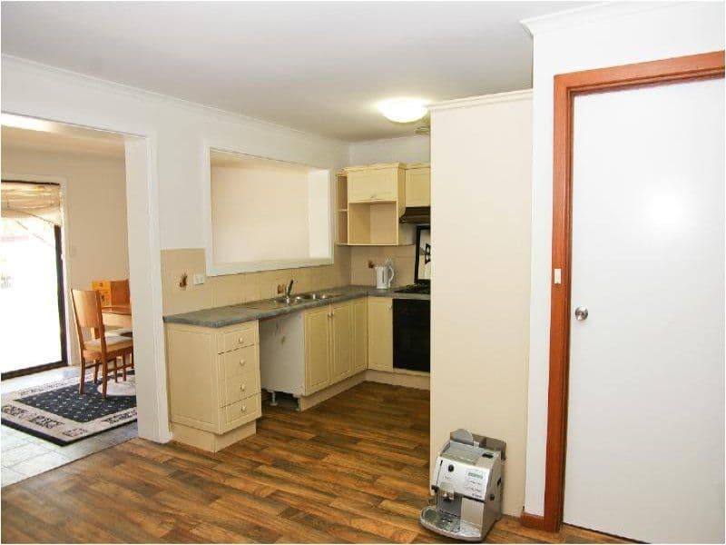 10 London Court, CRAIGMORE SA 5114, Craigmore - Thumbnail 3