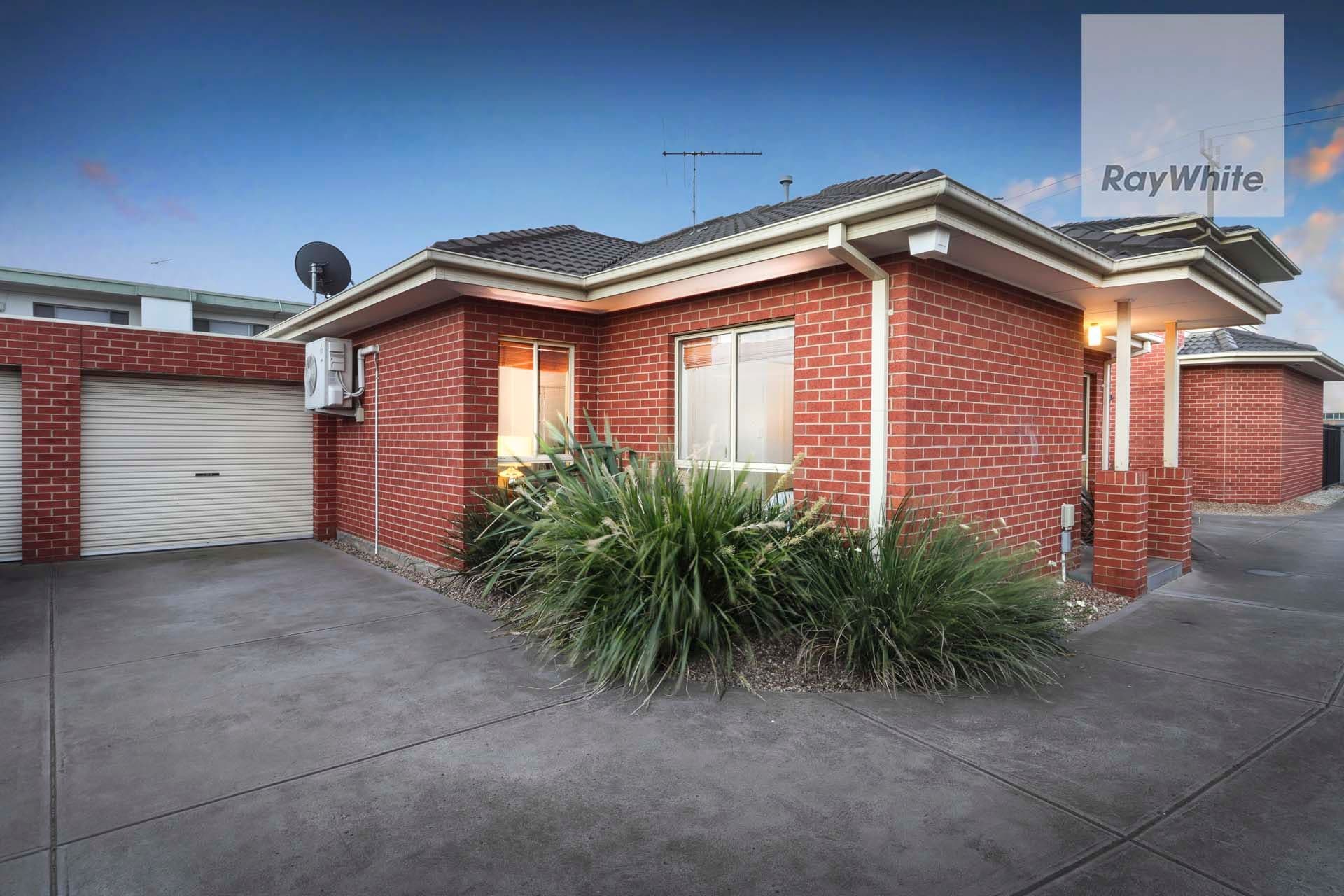 147 Melrose Drive, Tullamarine VIC 3043, Tullamarine - Thumbnail 2