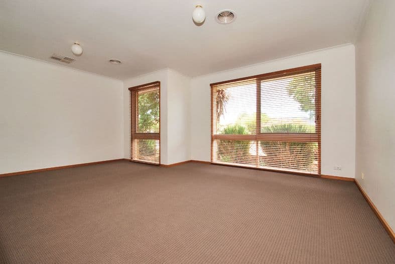 9 Ryan Court, FERNTREE GULLY VIC 3156, Ferntree Gully - Thumbnail 3