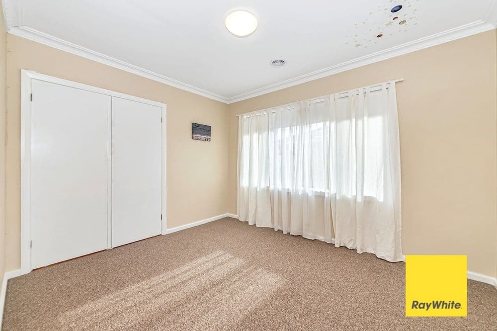 32 Cassidy Street, Queanbeyan West NSW 2620, Queanbeyan West - Thumbnail 8