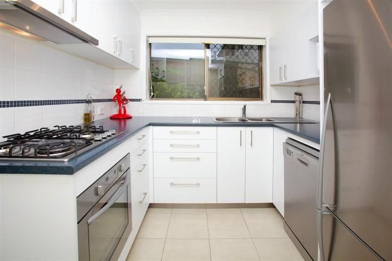 100 Birdwood Road, CARINA HEIGHTS QLD 4152, Carina Heights - Thumbnail 4