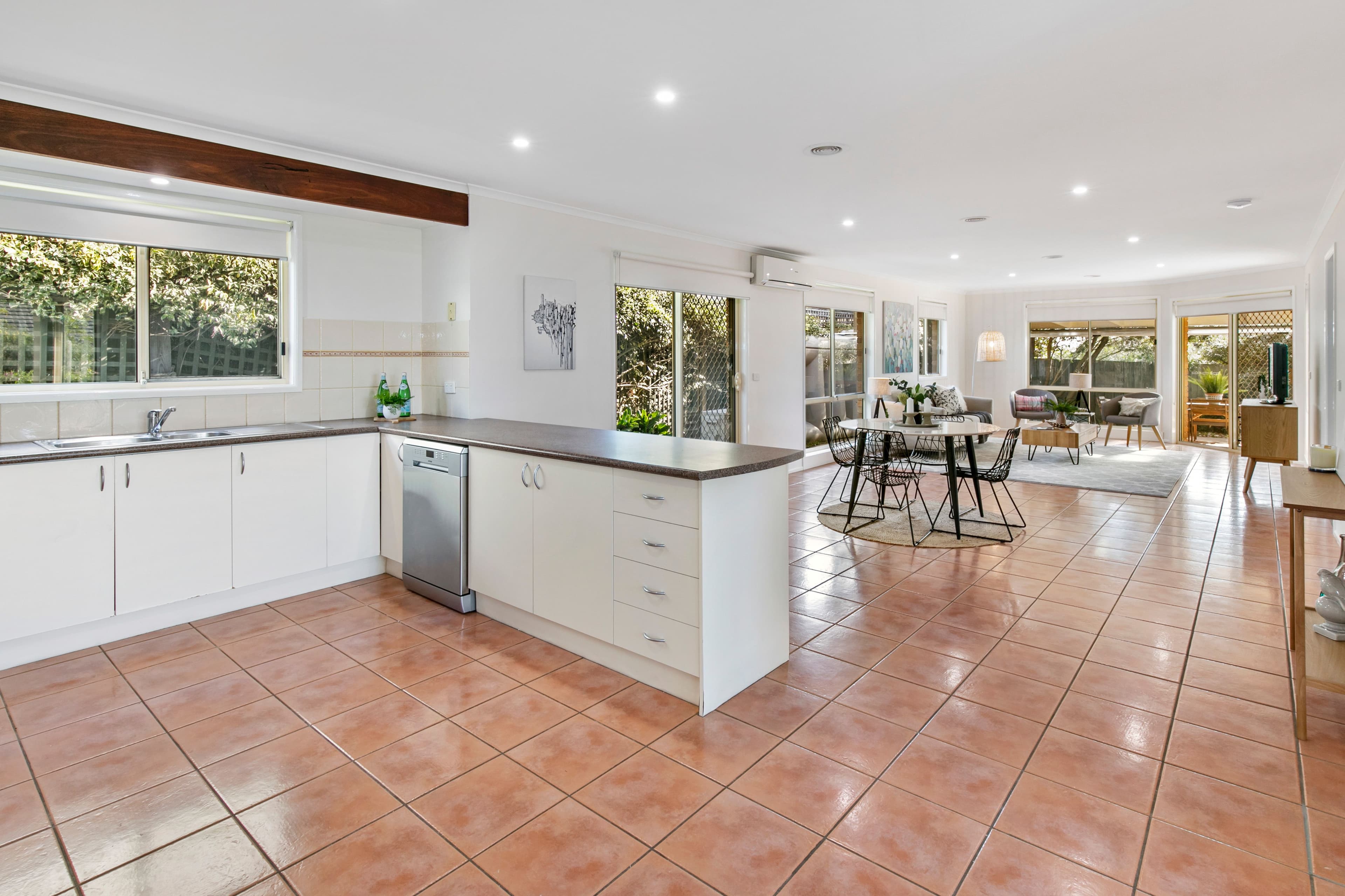 14 Lawson Court, Mornington VIC 3931, Mornington - Thumbnail 3