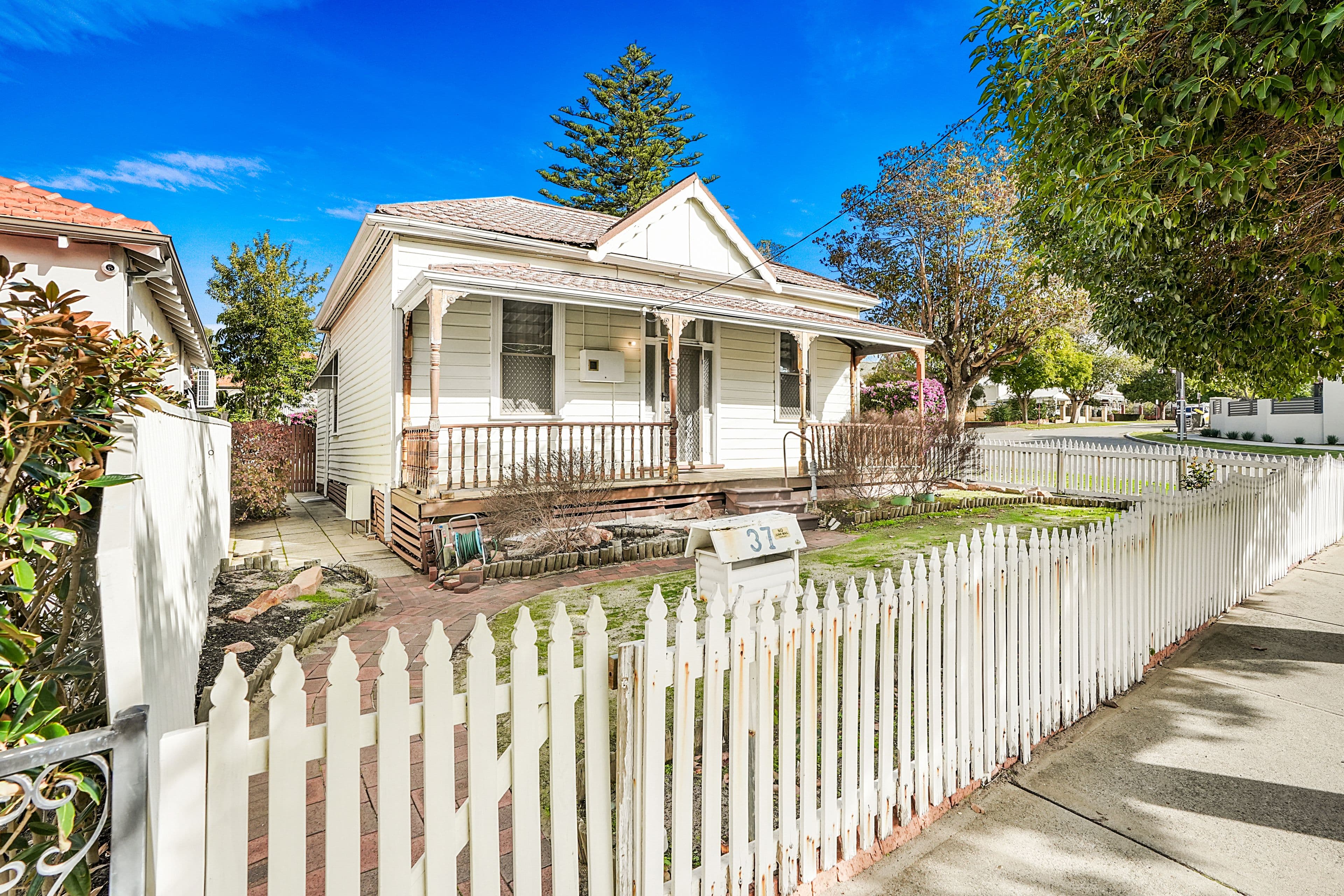 37 Emmerson Street, North Perth WA 6006, North Perth - Thumbnail 3