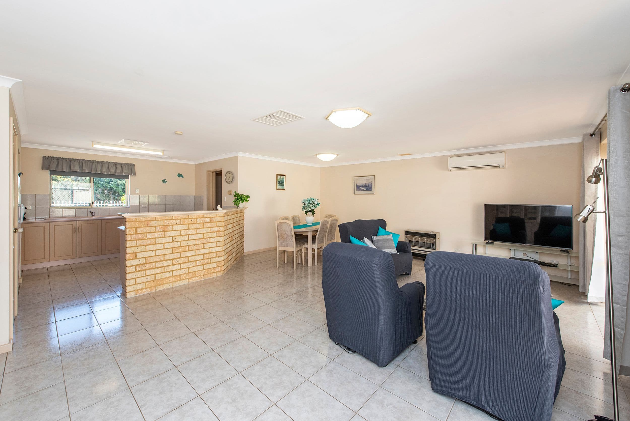 16b St Clair Place, Cooloongup WA 6168, Cooloongup - Thumbnail 3