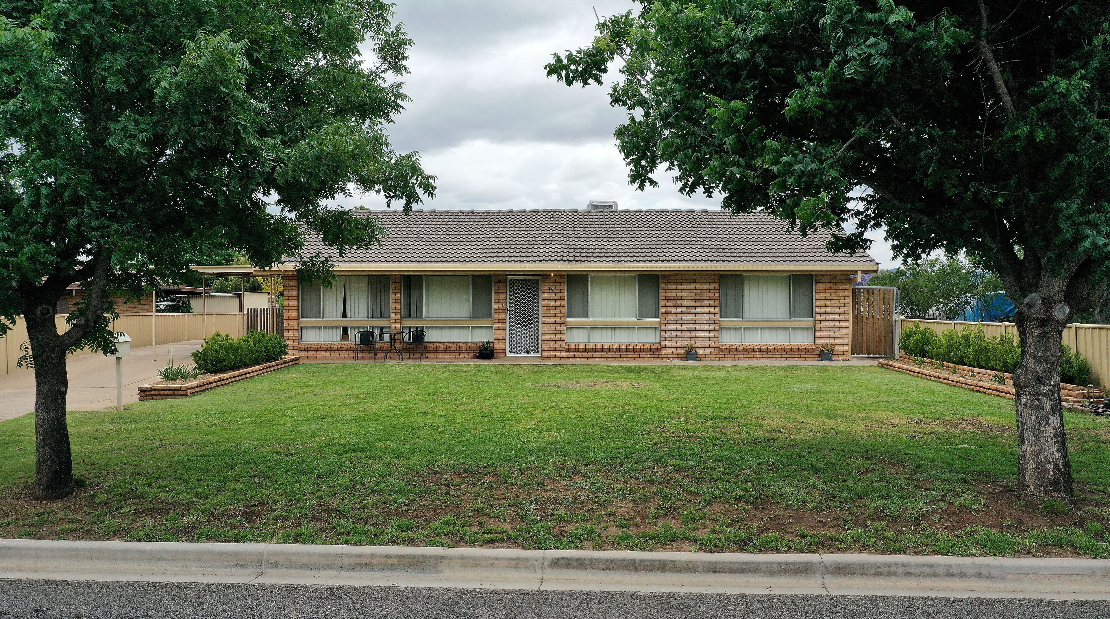 16 Kamilaroi Road, Gunnedah NSW 2380, Gunnedah - Image 1