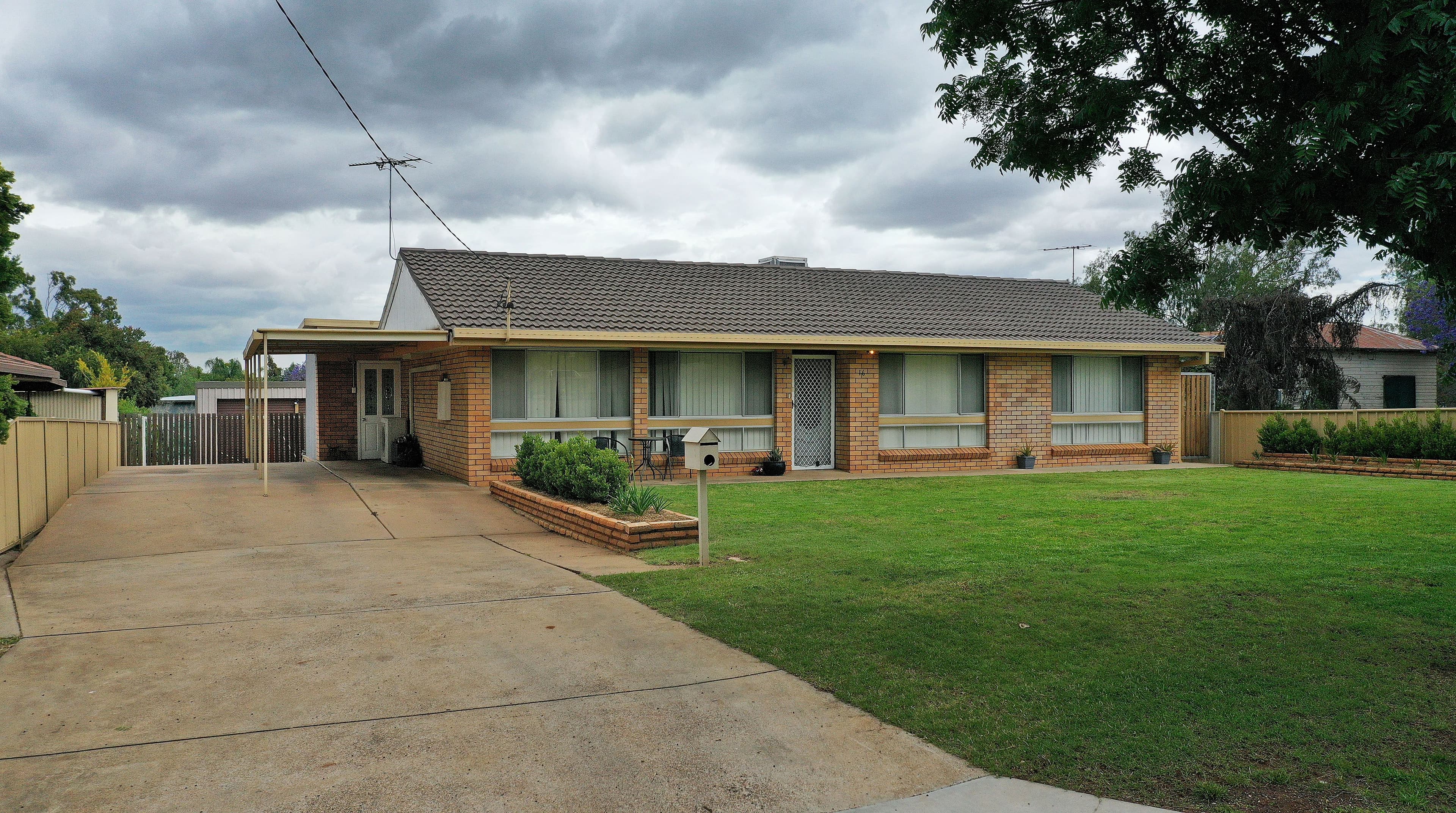 16 Kamilaroi Road, Gunnedah NSW 2380, Gunnedah - Thumbnail 2
