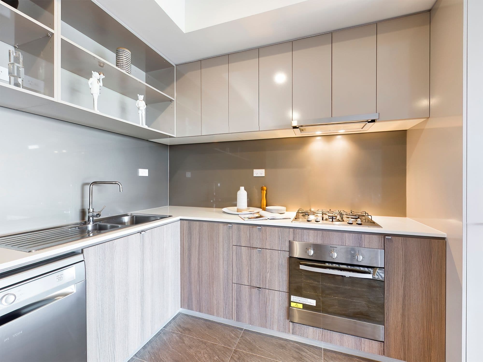 2-10 Monckton Place, Caroline Springs VIC 3023, Caroline Springs - Thumbnail 5