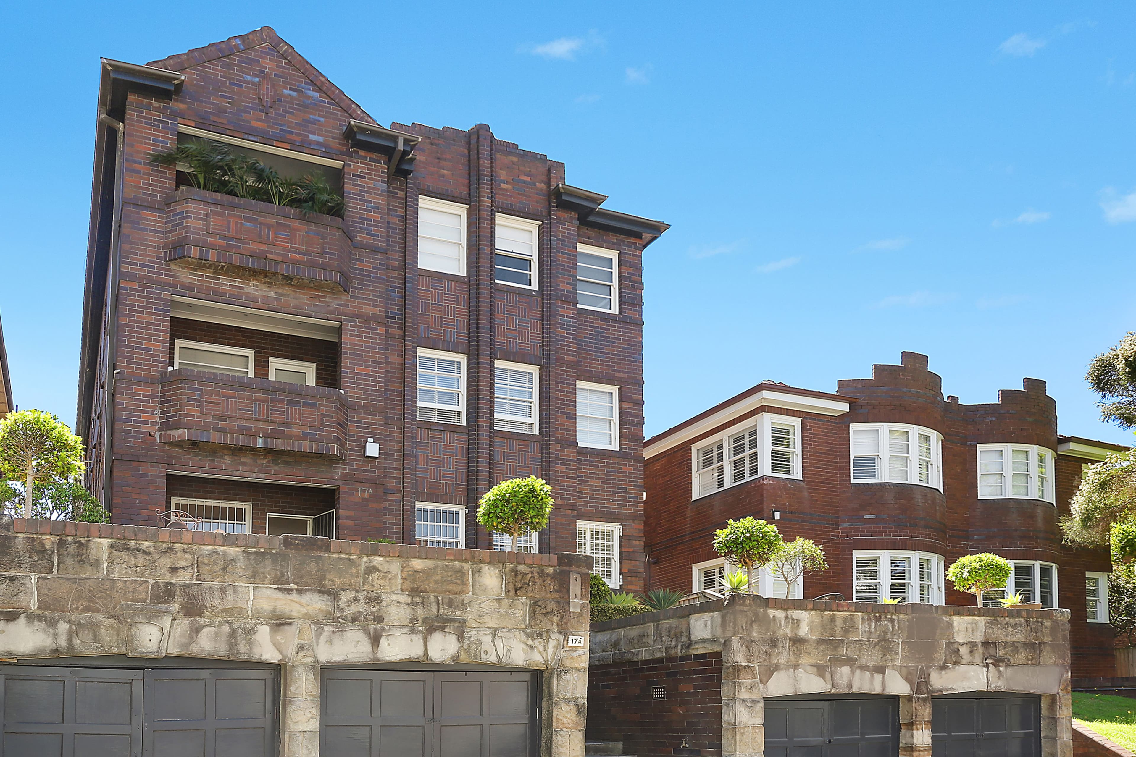 17a Ocean Street North, Bondi NSW 2026, Bondi - Thumbnail 2