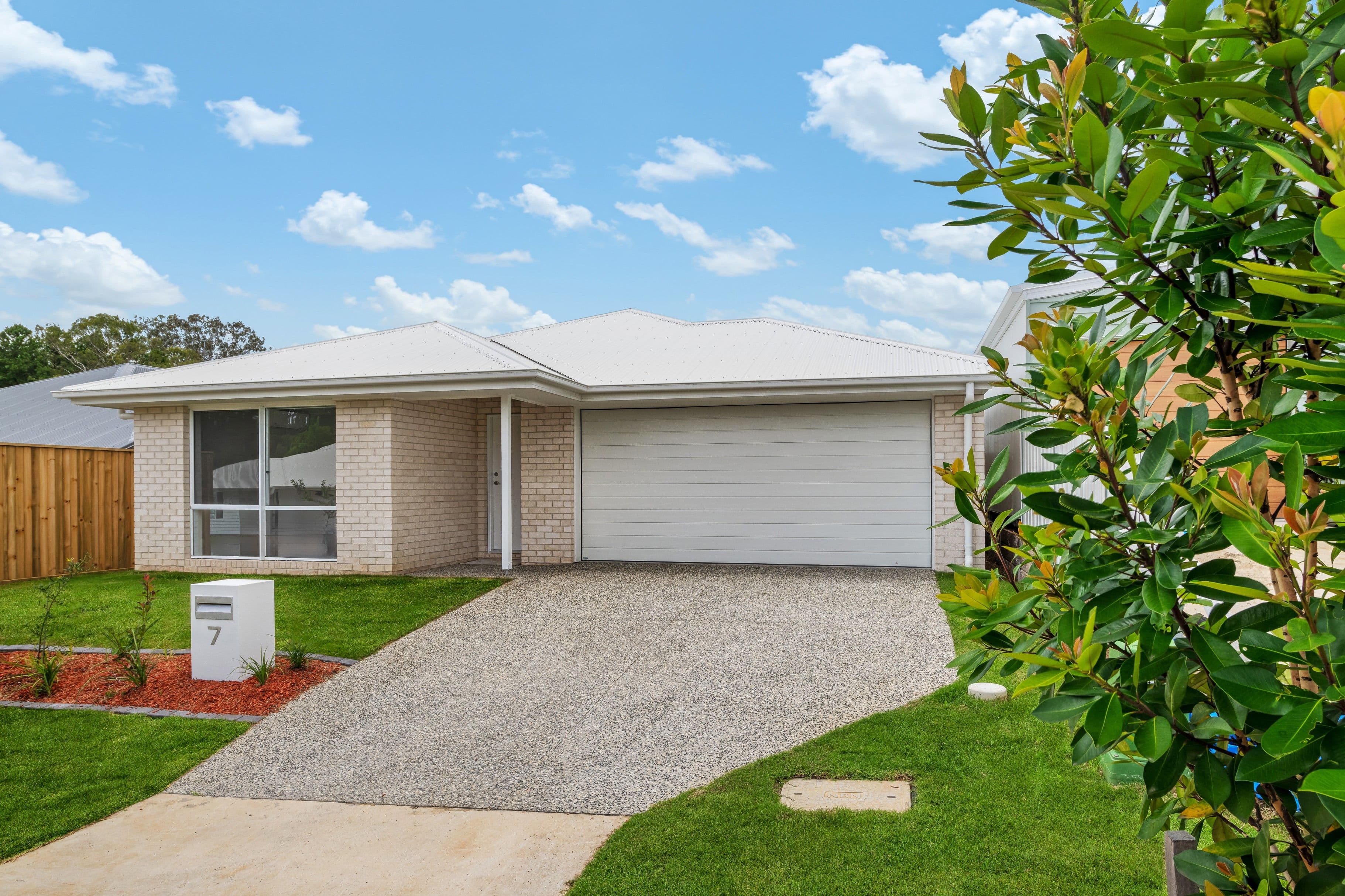7 Aurora Crescent, Glass House Mountains QLD 4518, Glass House Mountains - Image 1