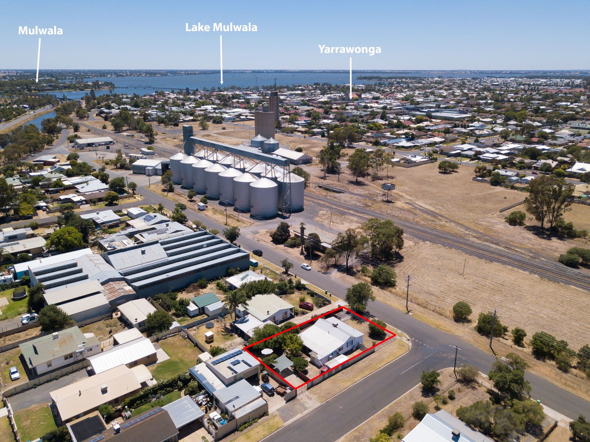 29 Pearce Street, Yarrawonga VIC 3730, Yarrawonga - Thumbnail 3