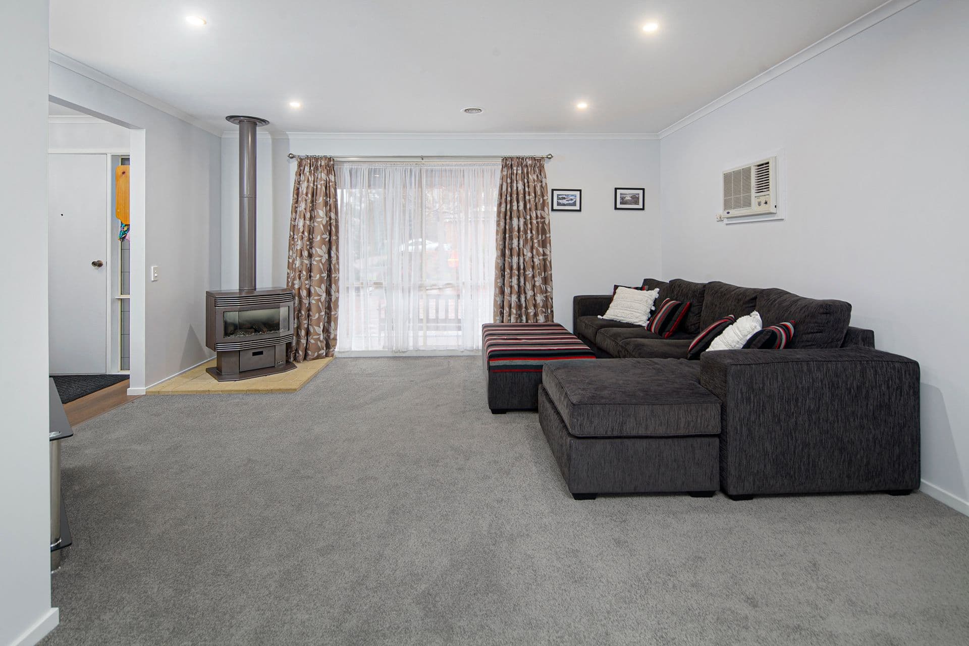 4 Wattle Bird Way, Langwarrin VIC 3910, Langwarrin - Thumbnail 3