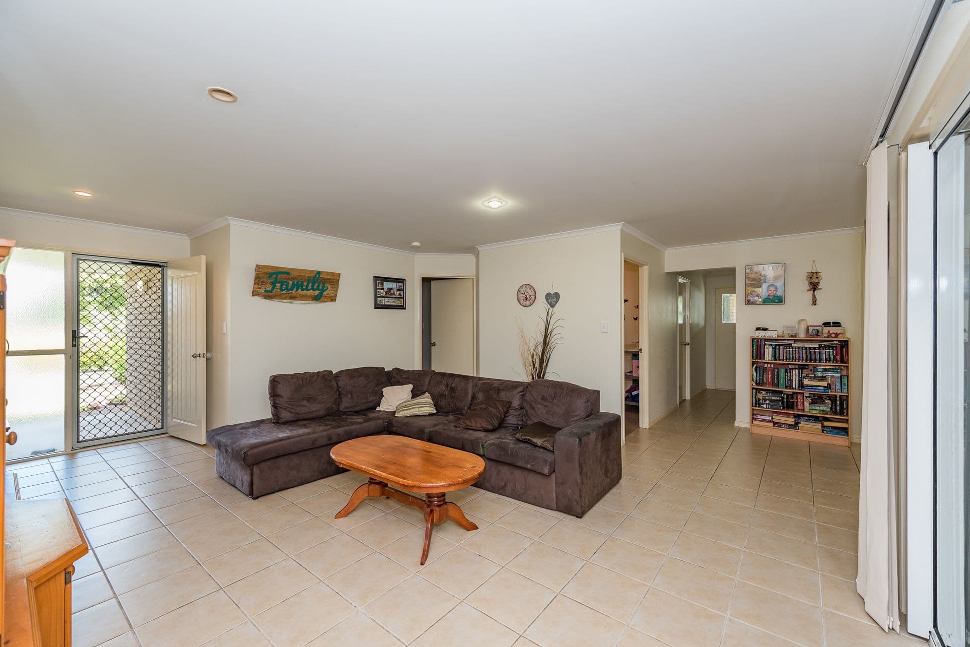 42 Robina Drive, Avoca QLD 4670, Avoca - Thumbnail 3
