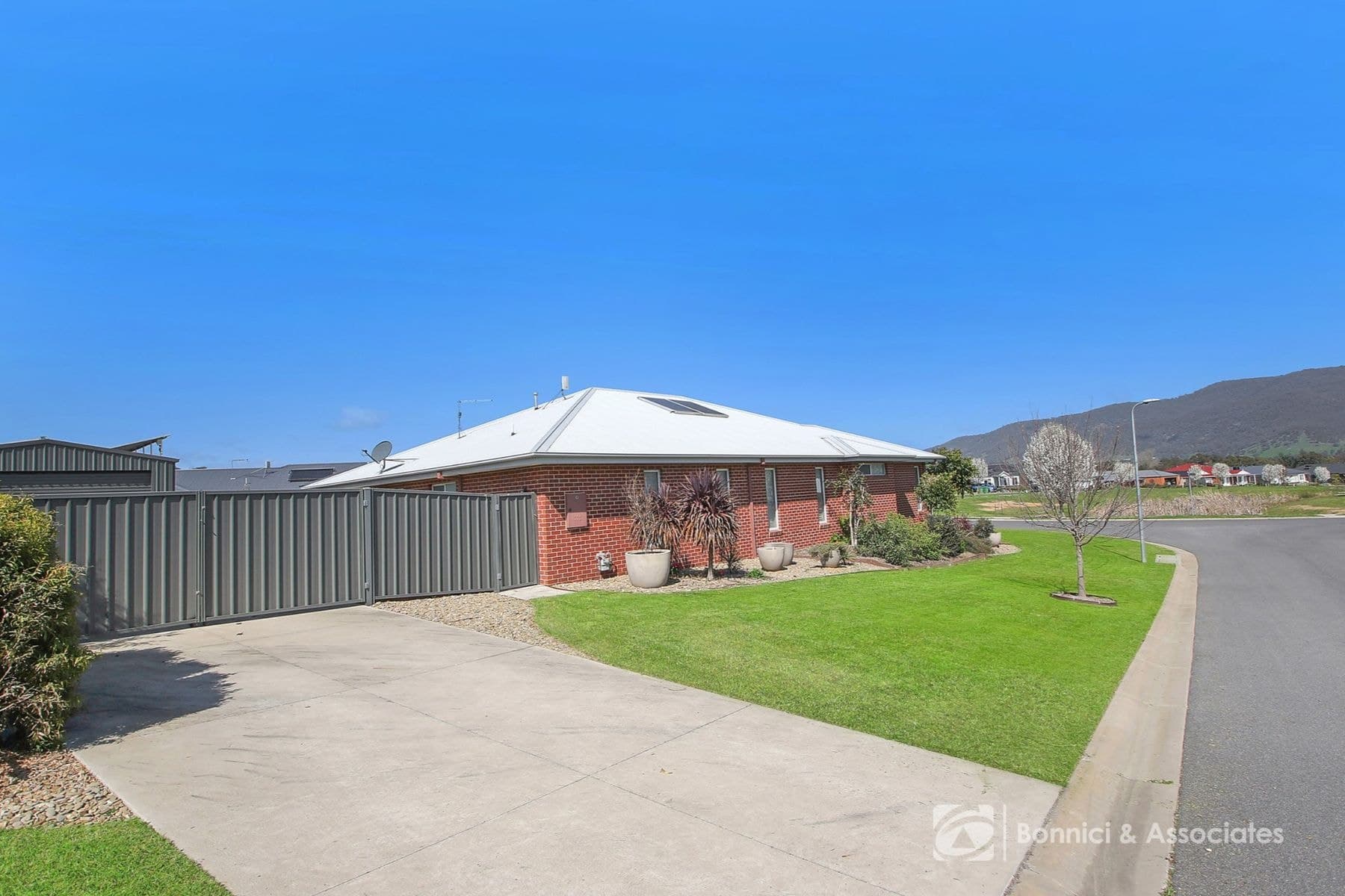 13 Gibson Boulevard, Tangambalanga VIC 3691, Tangambalanga - Thumbnail 3