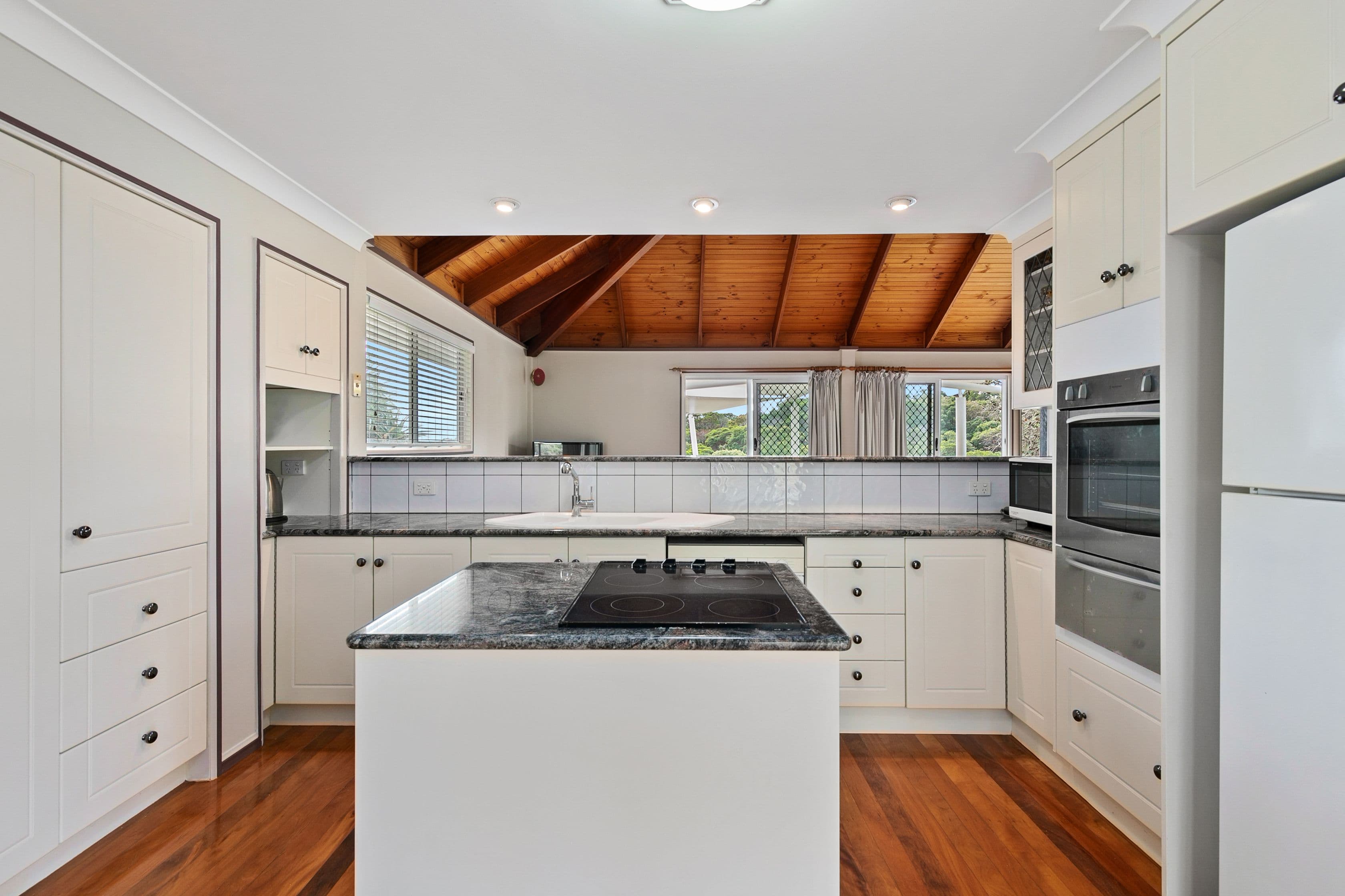 29 George Nothling Drive, Point Lookout QLD 4183, Point Lookout - Thumbnail 8
