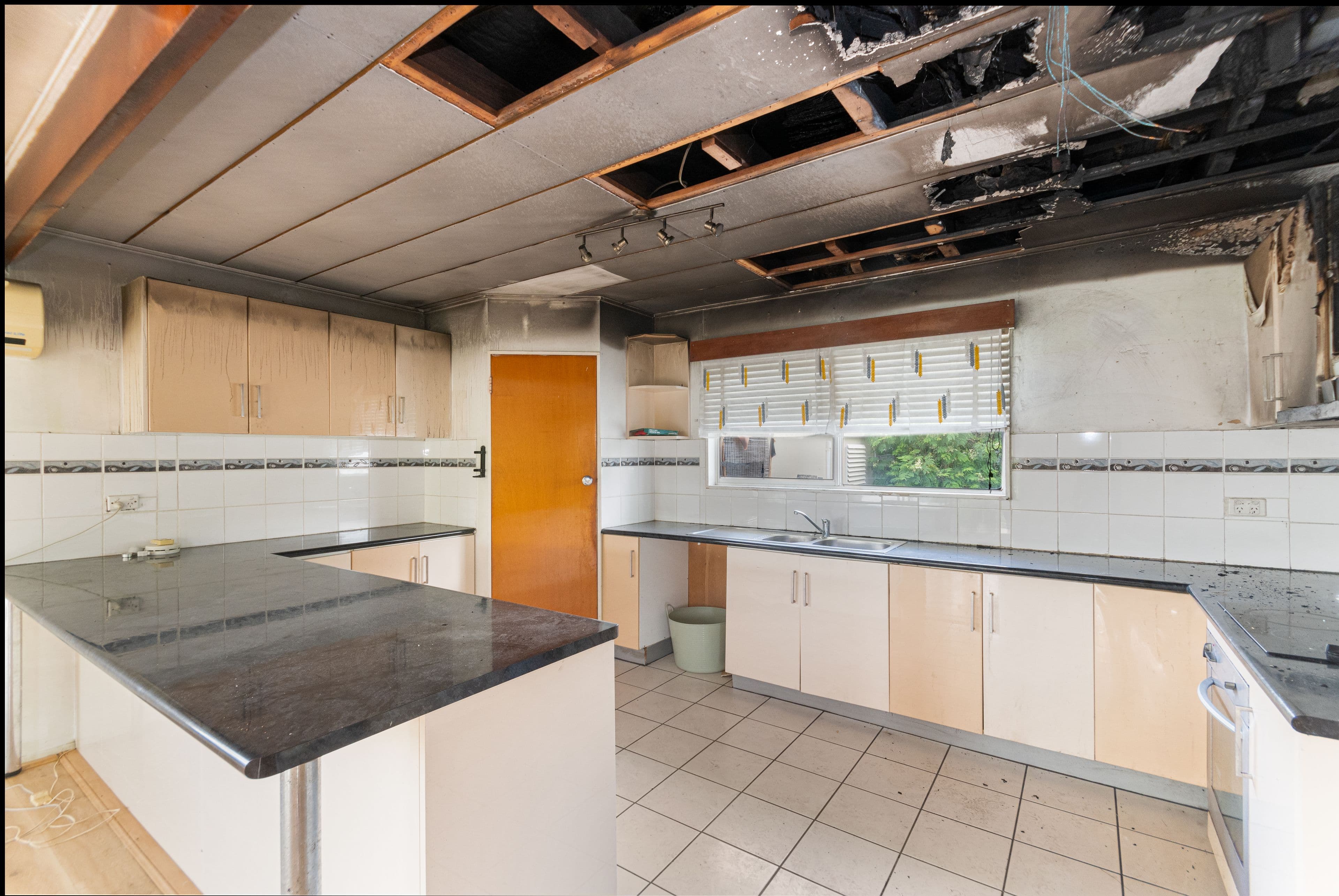 166 Charles Street, Cranbrook QLD 4814, Cranbrook - Thumbnail 4