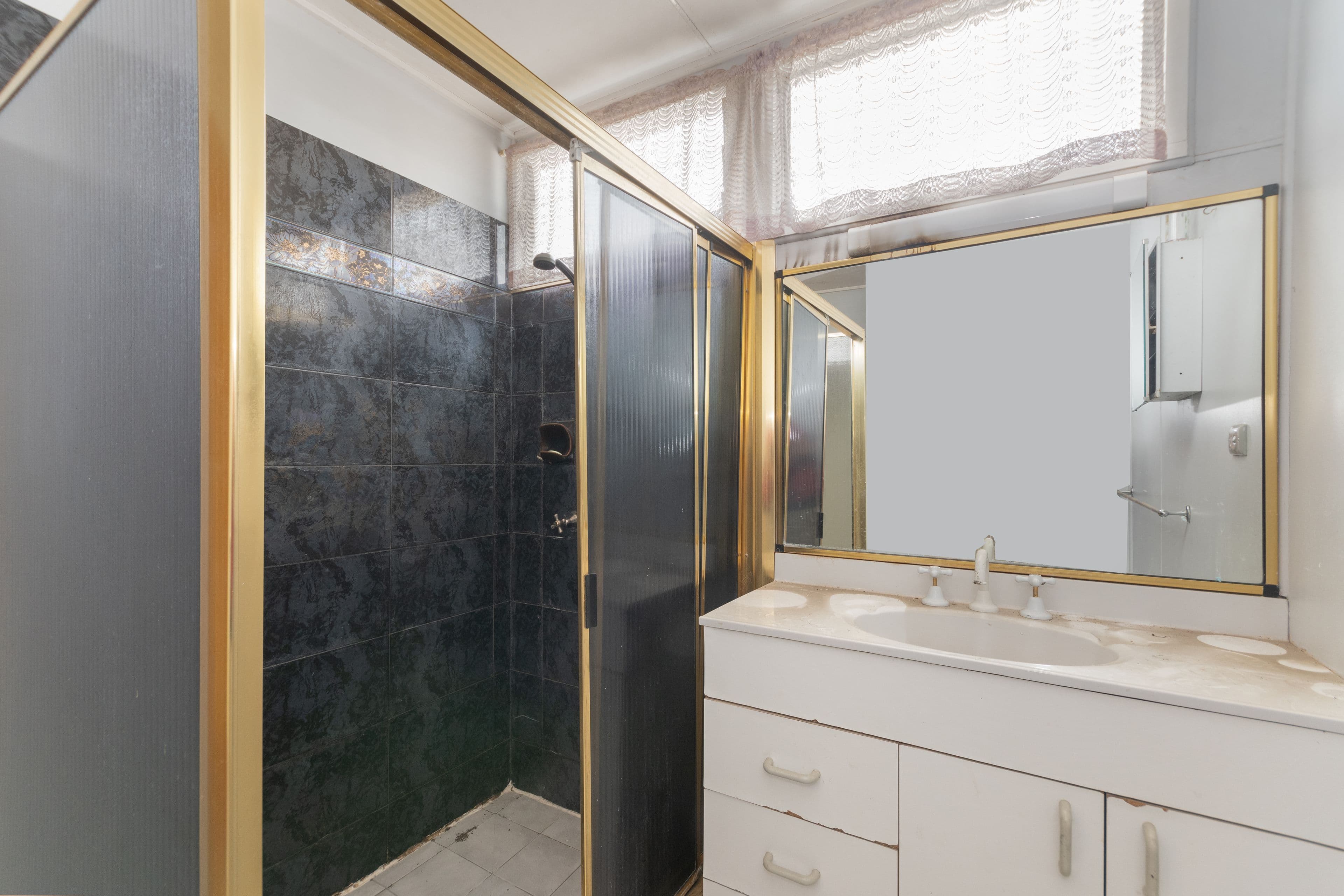 166 Charles Street, Cranbrook QLD 4814, Cranbrook - Thumbnail 8
