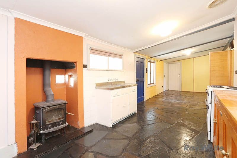 8 Ayers Street, Burra SA 5417, Burra - Thumbnail 4