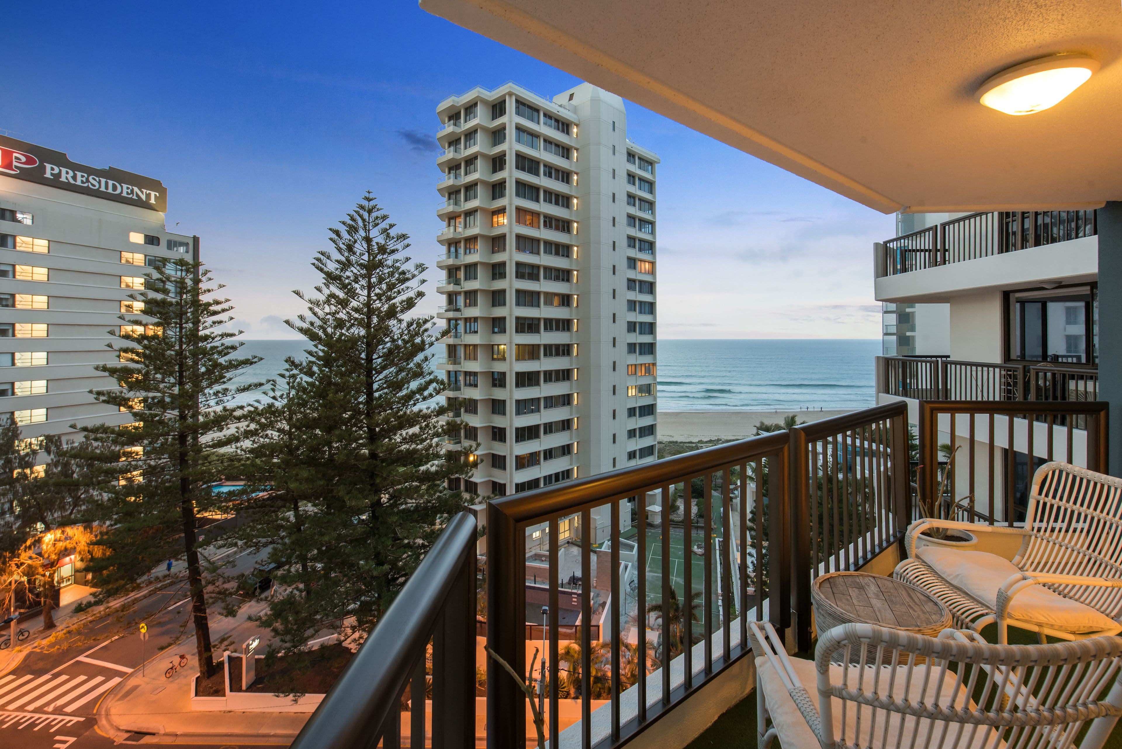 28 Northcliffe Terrace, Surfers Paradise QLD 4217, Surfers Paradise - Image 1