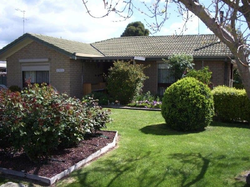17 Campbell Street, BORDERTOWN SA 5268, Bordertown - Image 1