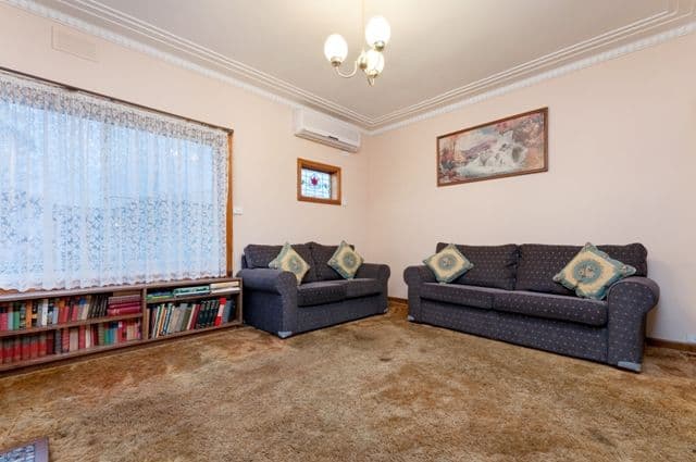 52 Acheron Avenue, RESERVOIR VIC 3073, Reservoir - Thumbnail 5