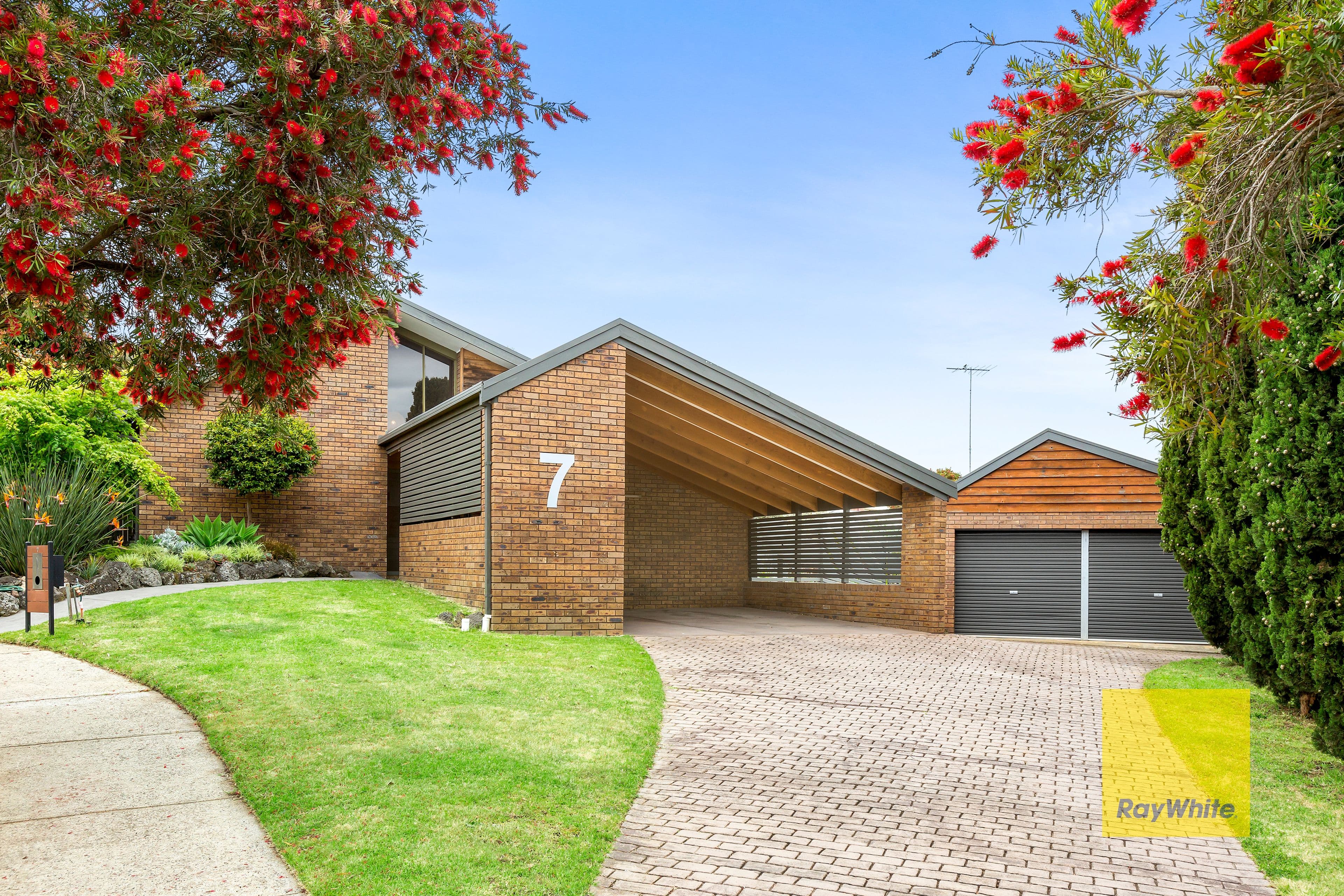 7 Pannell Court, Grovedale VIC 3216, Grovedale - Thumbnail 2