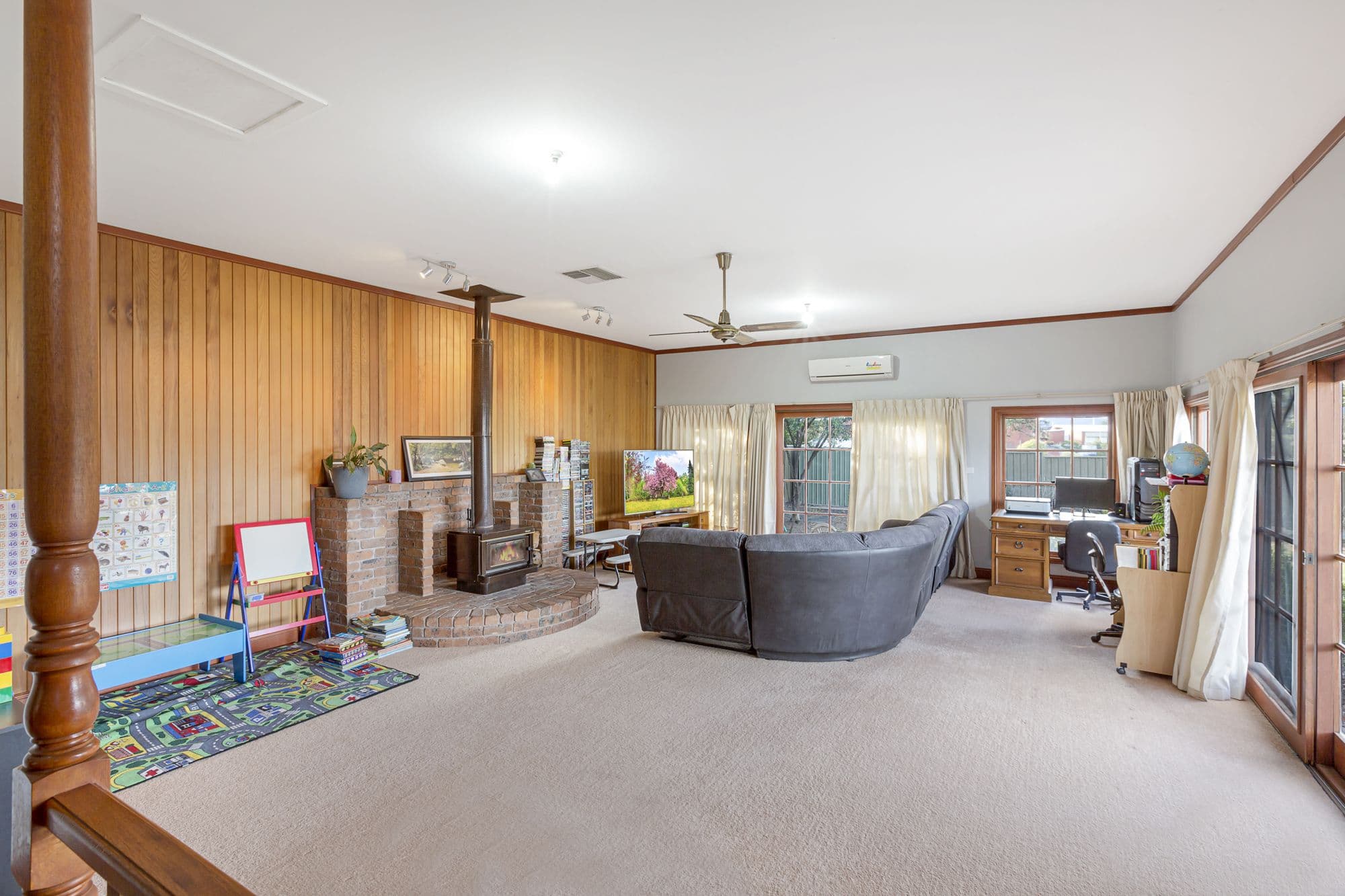 14 Robyn Street, Tamworth NSW 2340, Tamworth - Thumbnail 2