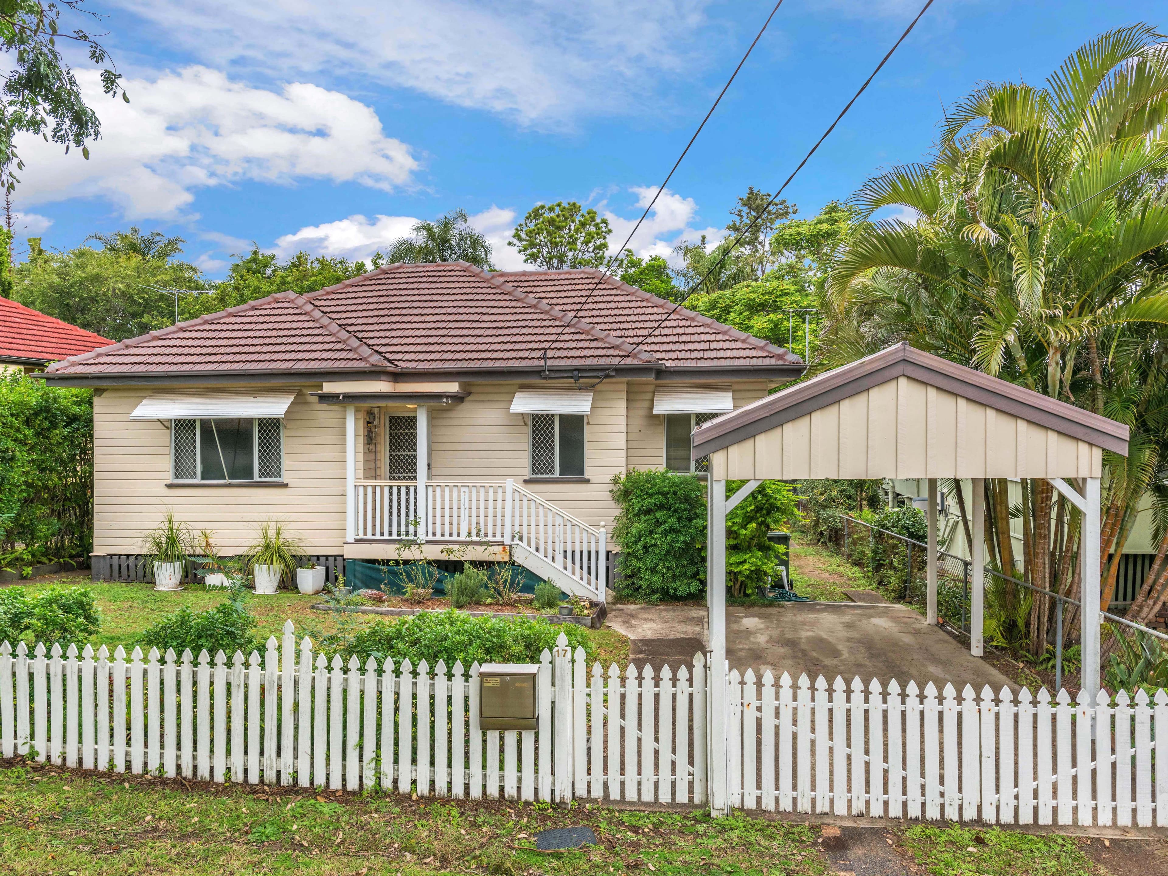 17 Goolara Street, Cannon Hill QLD 4170, Cannon Hill - Thumbnail 2