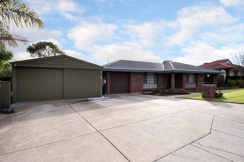 18 Cosgrove Crescent, OLD REYNELLA SA 5161, Old Reynella - Thumbnail 2