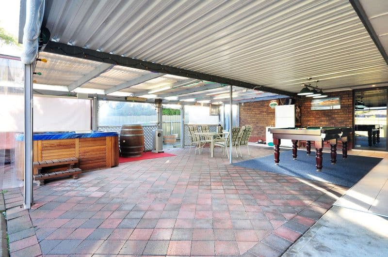 18 Cosgrove Crescent, OLD REYNELLA SA 5161, Old Reynella - Thumbnail 3