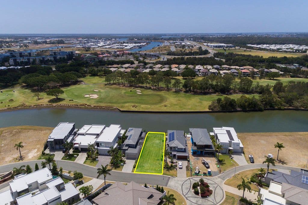 7646 Fairway Boulevard, Hope Island QLD 4212, Hope Island - Thumbnail 4