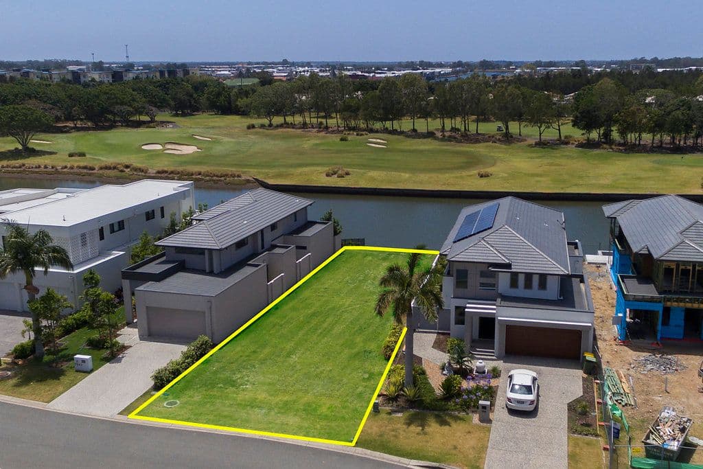 7646 Fairway Boulevard, Hope Island QLD 4212, Hope Island - Thumbnail 6
