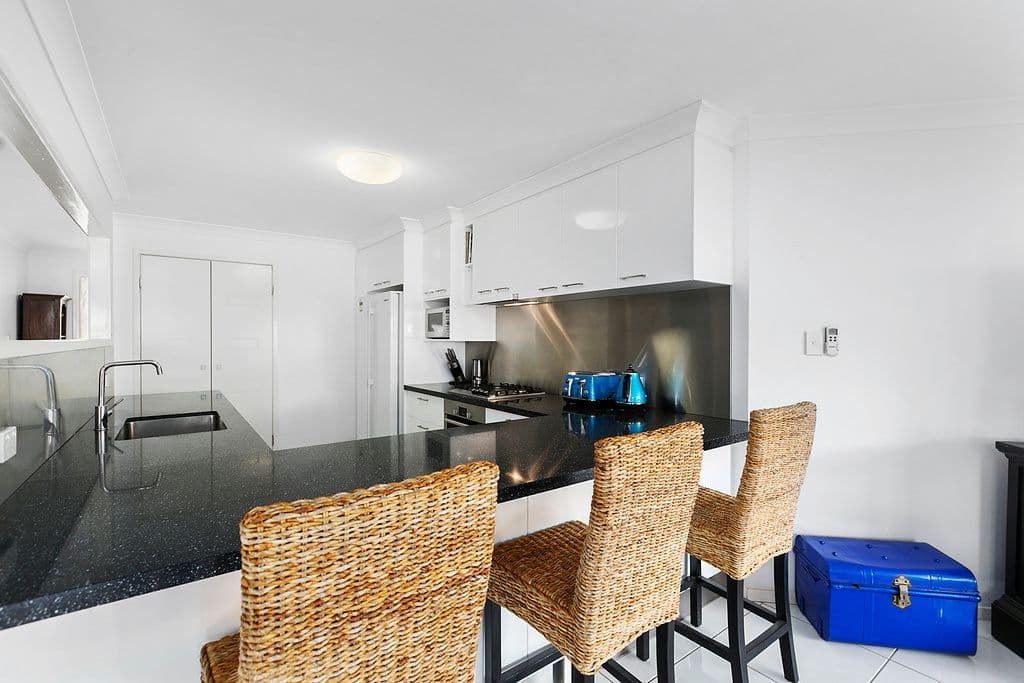 27 Erncroft Place, Rocklea QLD 4106, Rocklea - Thumbnail 2