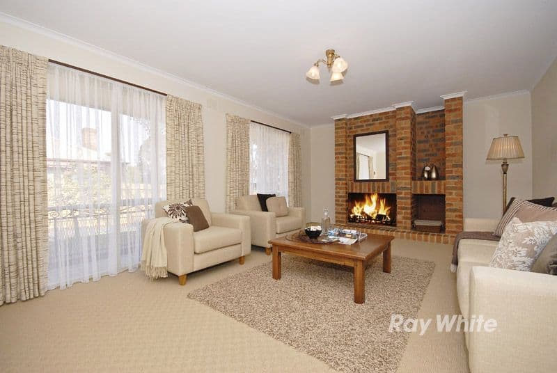 29 Old Orchard Drive, WANTIRNA SOUTH VIC 3152, Wantirna South - Thumbnail 2