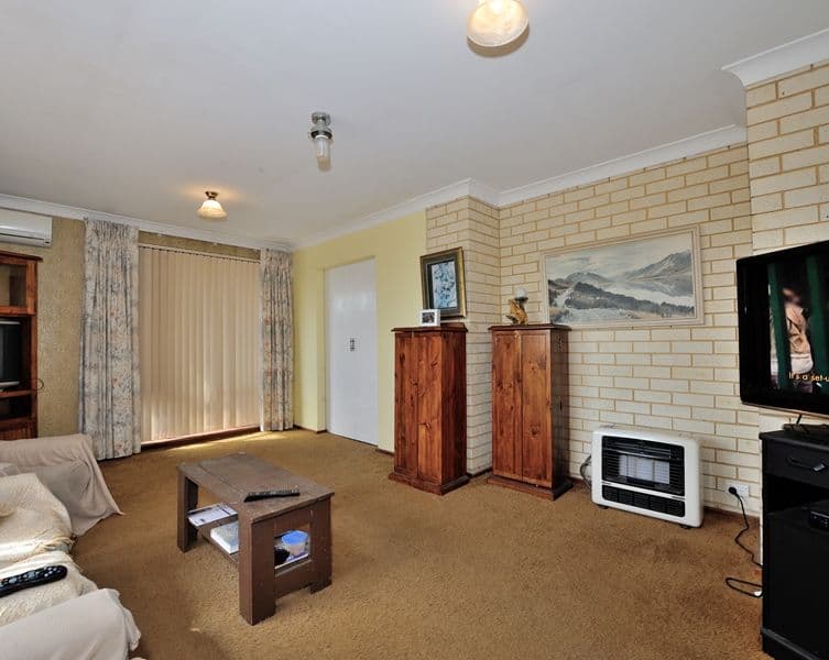 3 Jindarra Close, COOLOONGUP WA 6168, Cooloongup - Thumbnail 2