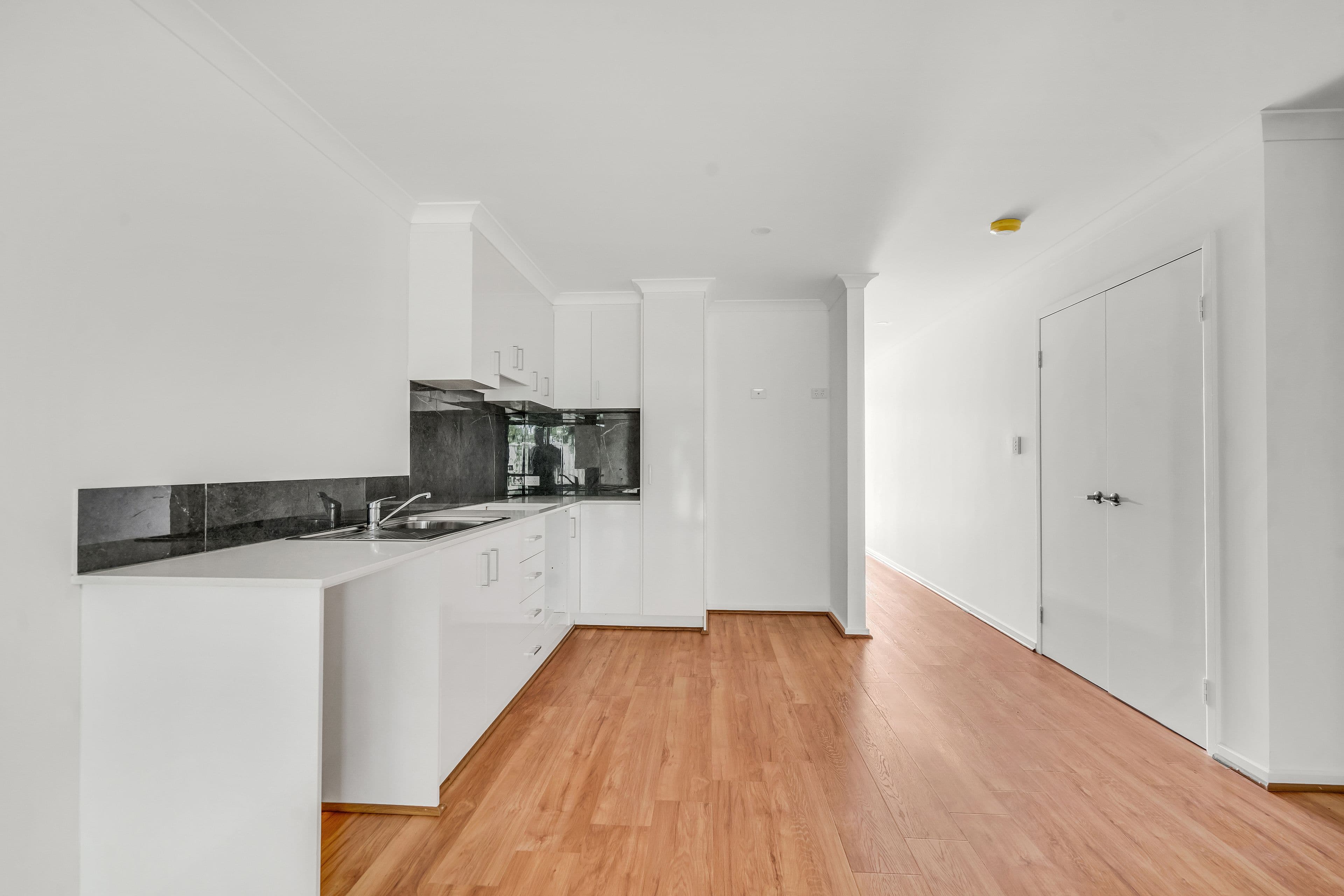 109 Cooper Street, Mandurah WA 6210, Mandurah - Thumbnail 3