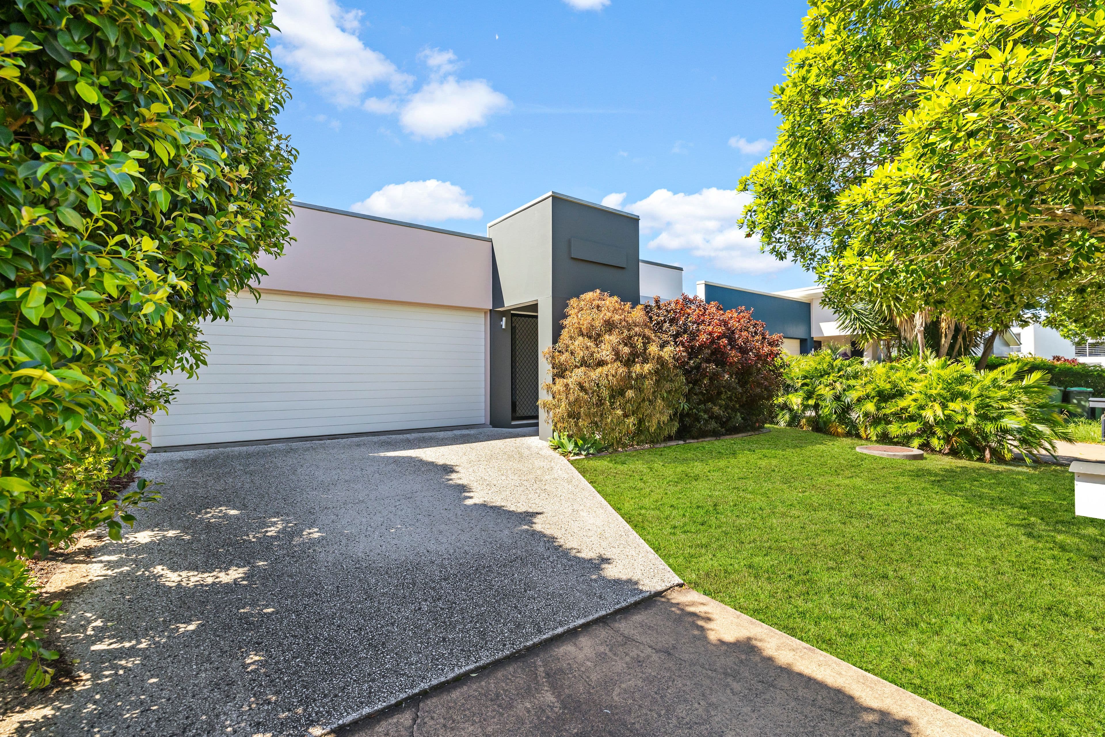 11 Saint Clair Street, Maroochydore QLD 4558, Maroochydore - Thumbnail 2