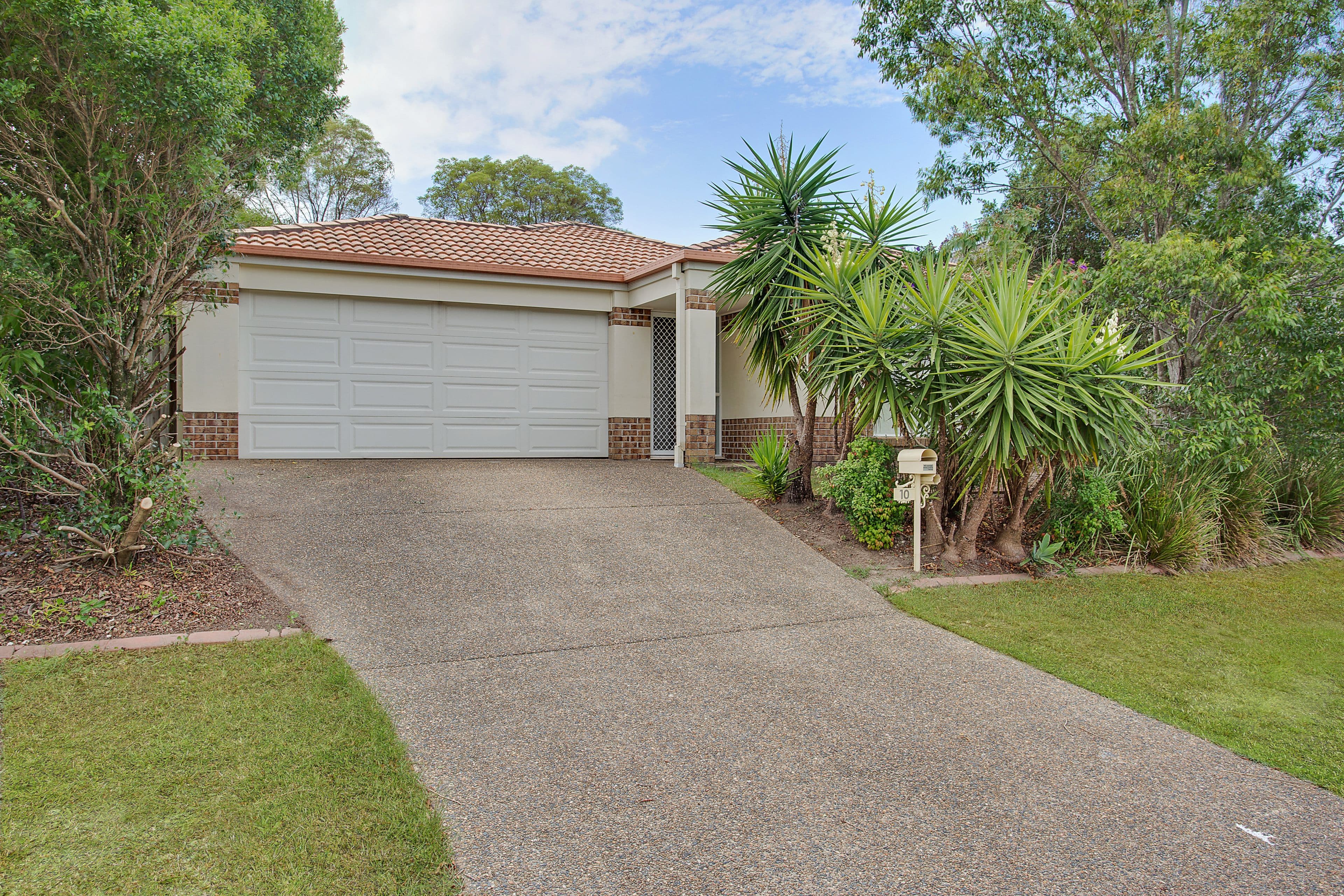 10 Solitaire Place, Robina QLD 4226, Robina - Thumbnail 2