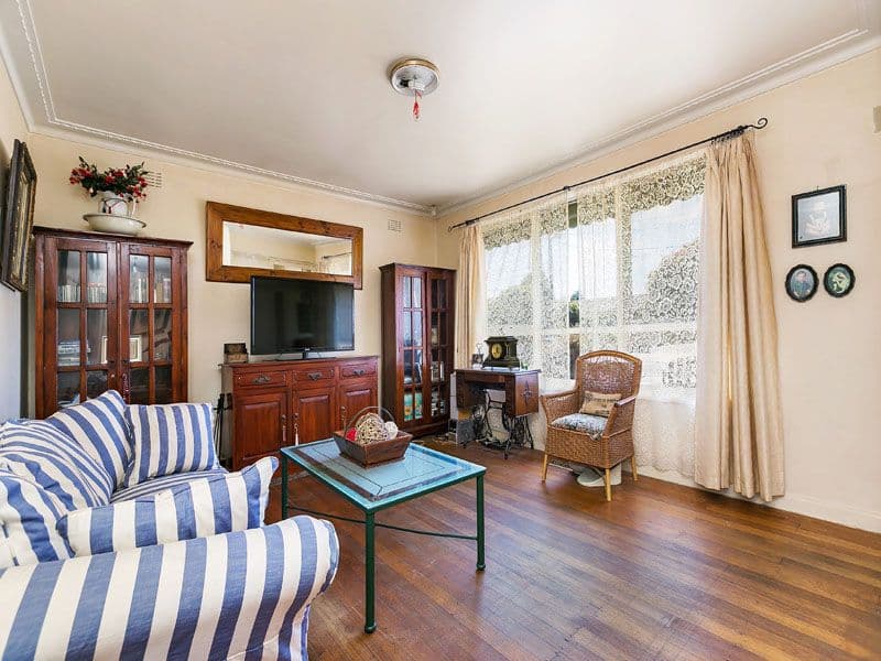 20 Robross Street, CHELTENHAM VIC 3192, Cheltenham - Thumbnail 2