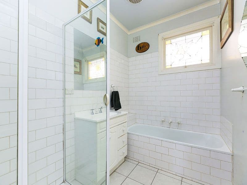20 Robross Street, CHELTENHAM VIC 3192, Cheltenham - Thumbnail 7