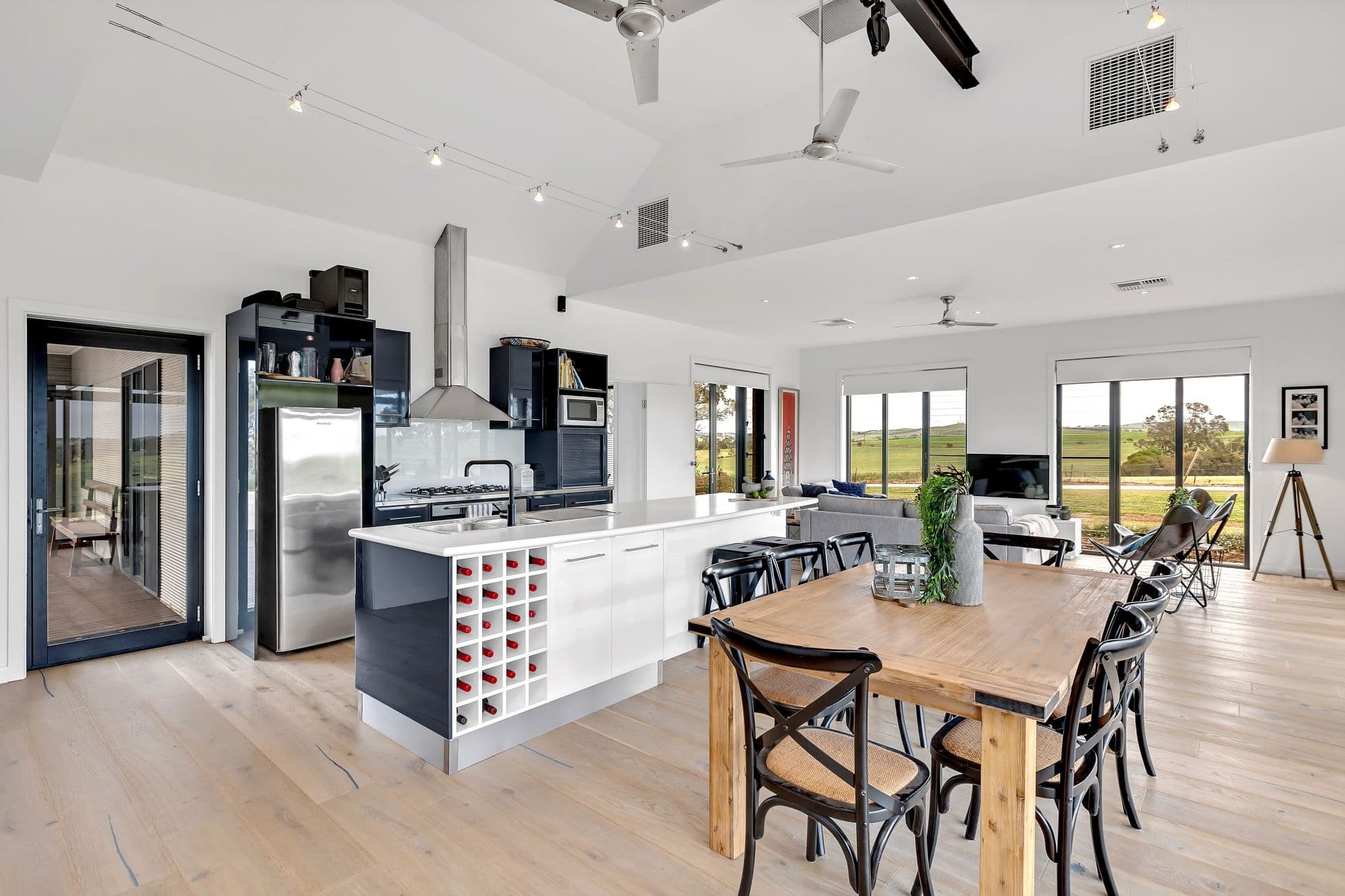 106/64 Cross Street, West Footscray - Thumbnail 4