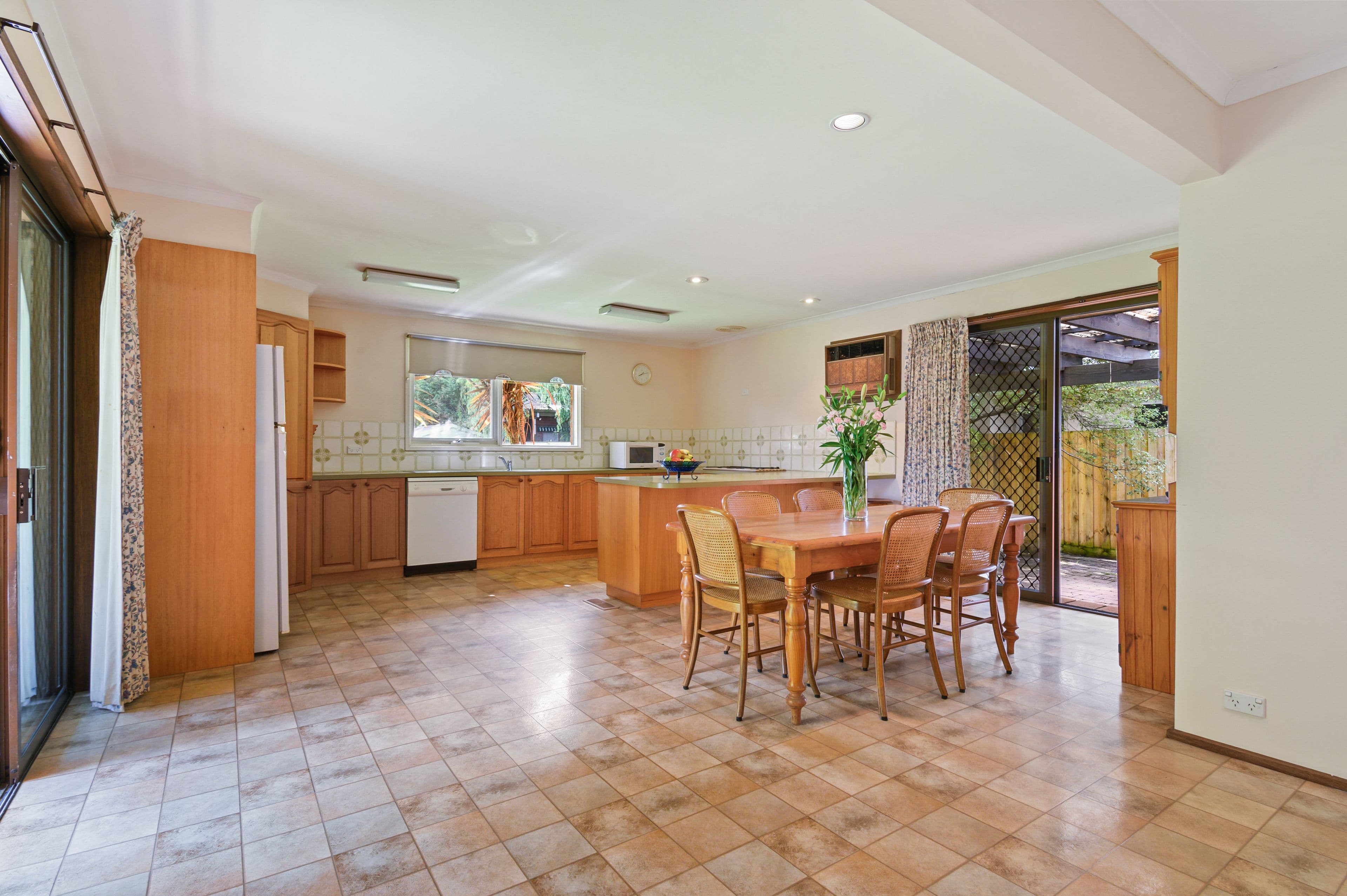 4 Venetian Court, Croydon VIC 3136, Croydon - Thumbnail 4