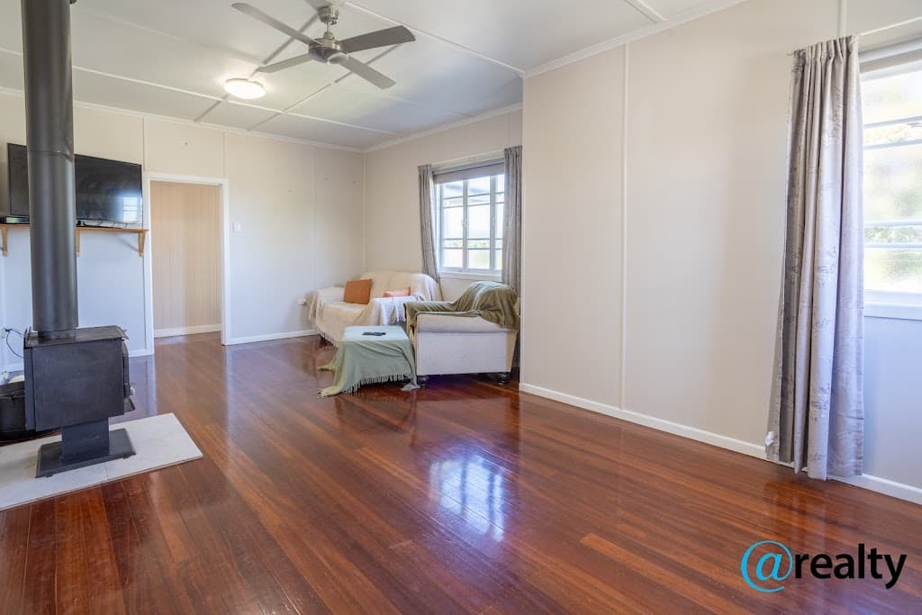 136 Doonkuna Street, Kingaroy, QLD, 4610, Kingaroy - Thumbnail 5