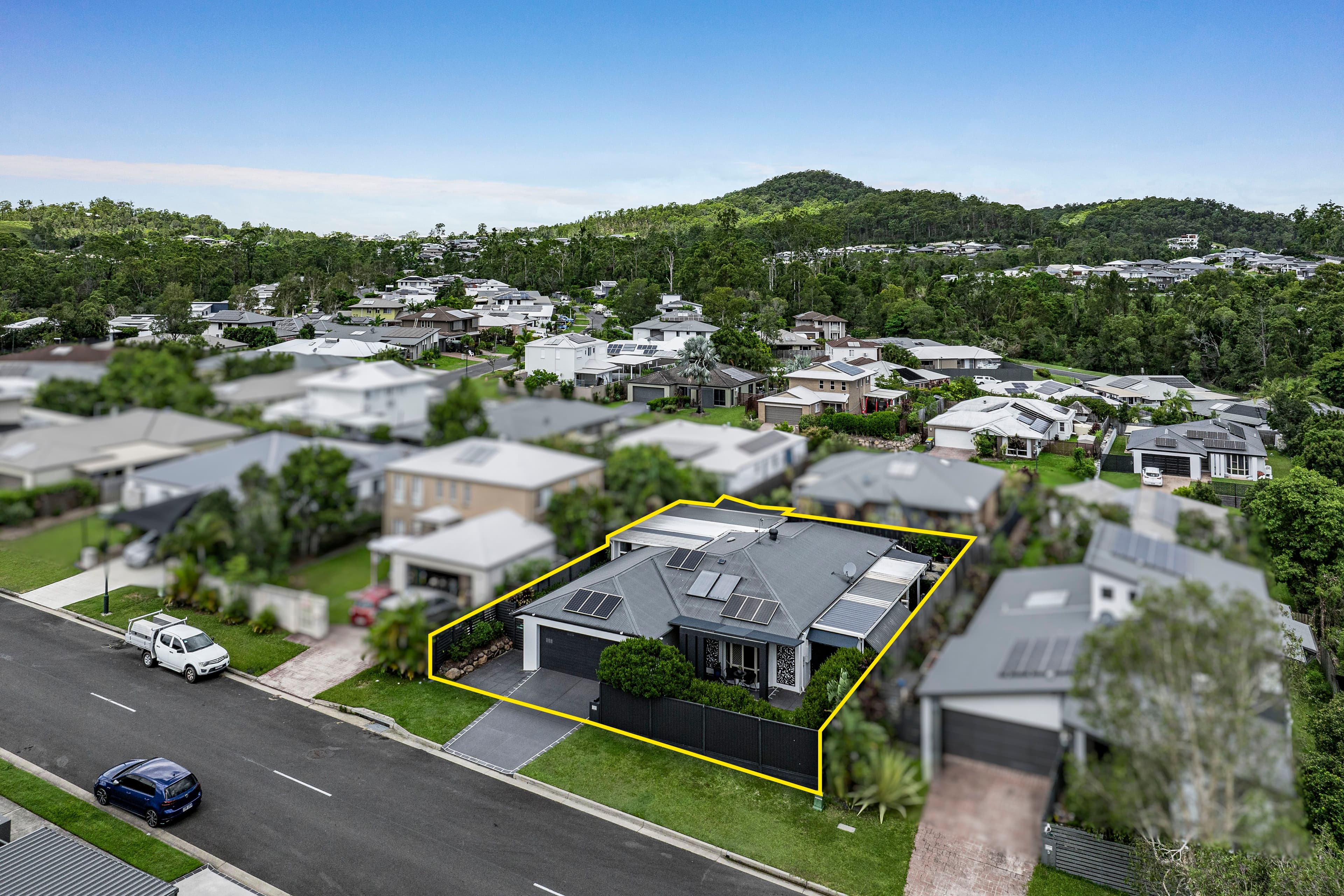 7 Cobb & Co Drive, Oxenford QLD 4210, Oxenford - Image 1