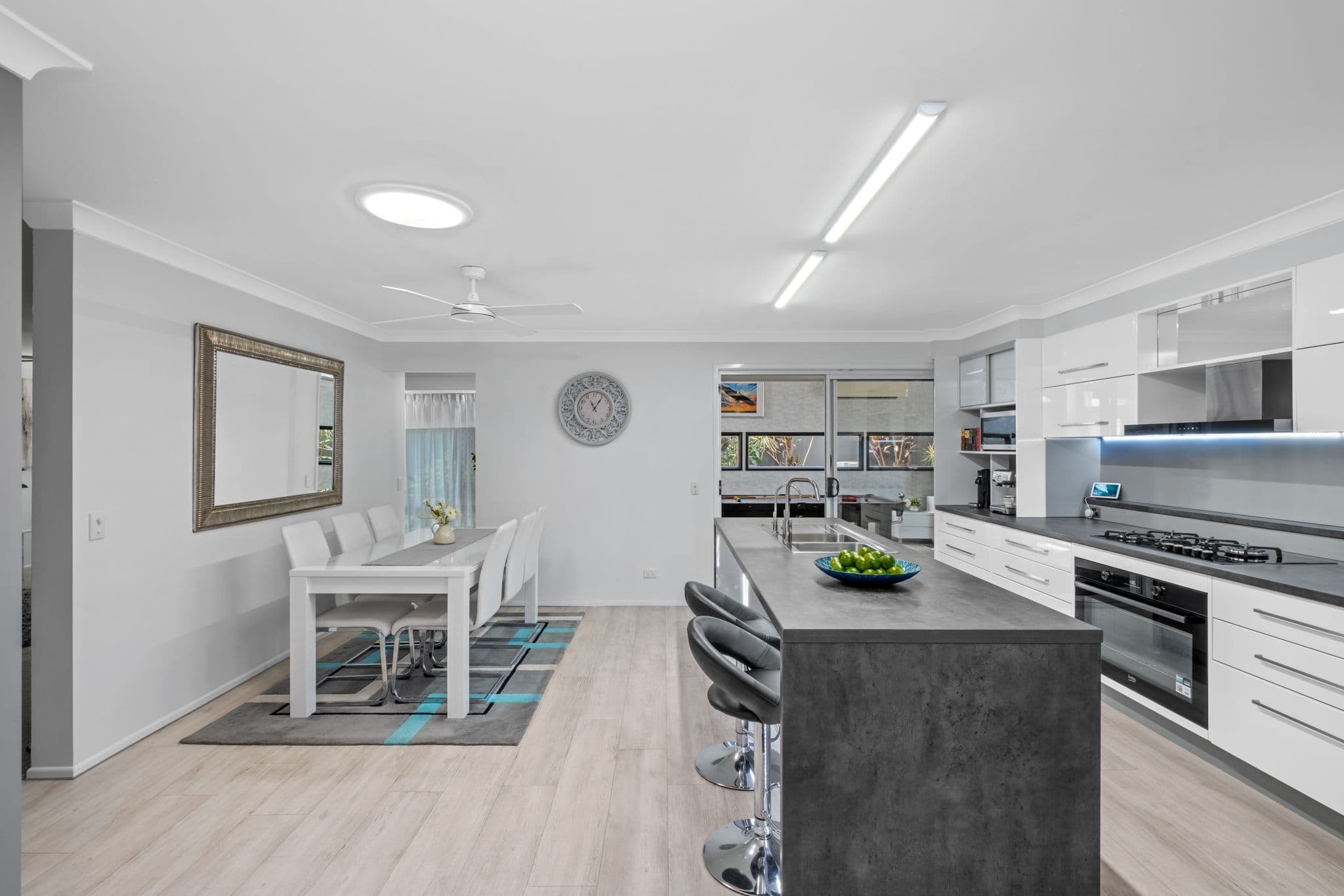 7 Cobb & Co Drive, Oxenford QLD 4210, Oxenford - Thumbnail 4
