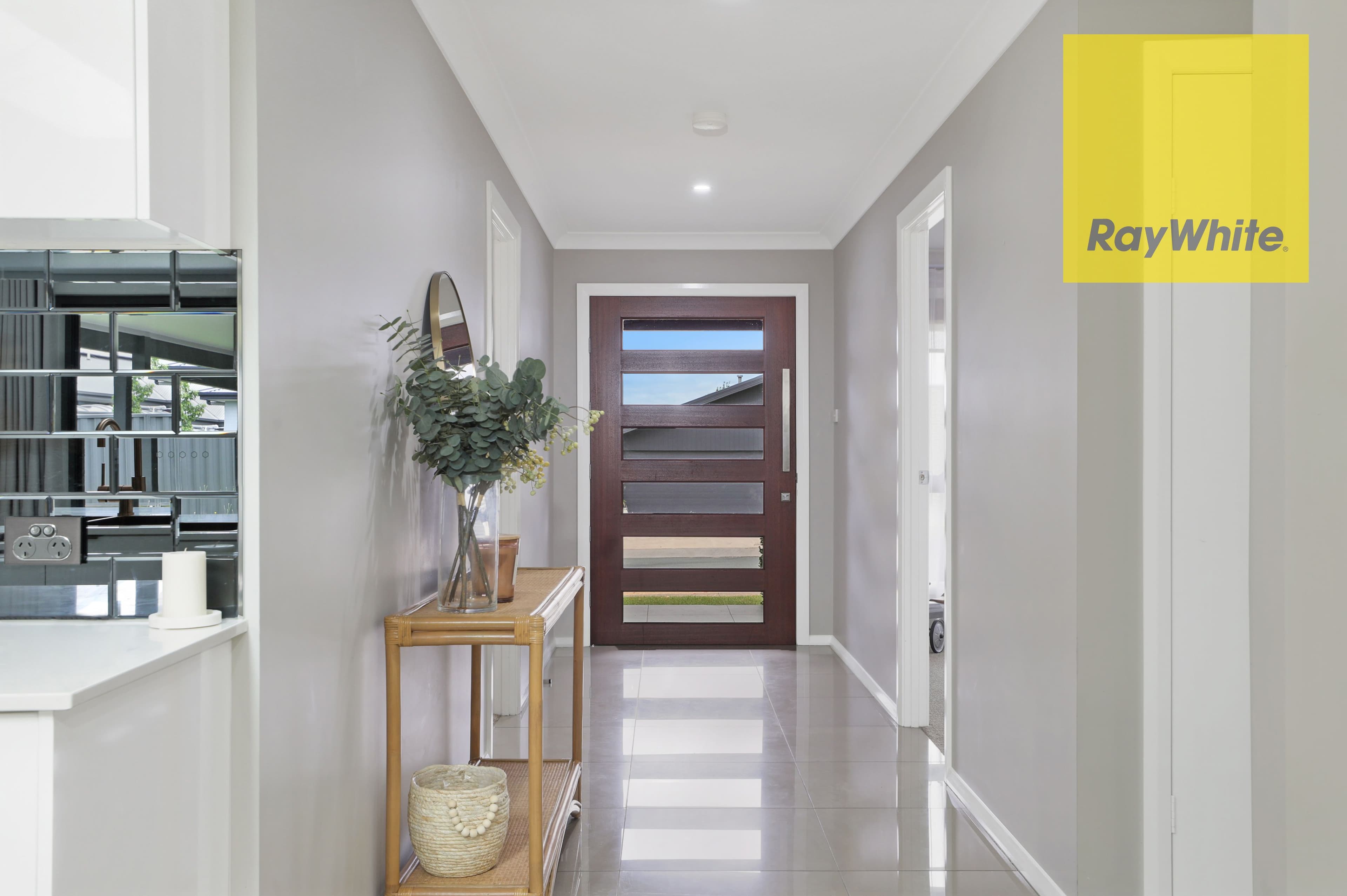 8 Fox Close, Goulburn NSW 2580, Goulburn - Thumbnail 2
