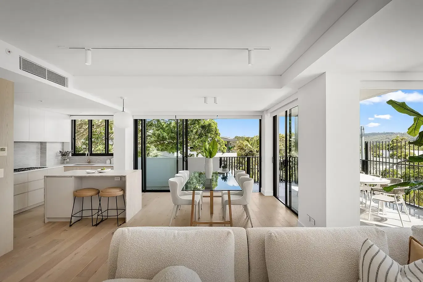 3/39 Park Street, Narrabeen NSW 2101, Narrabeen - Thumbnail 2